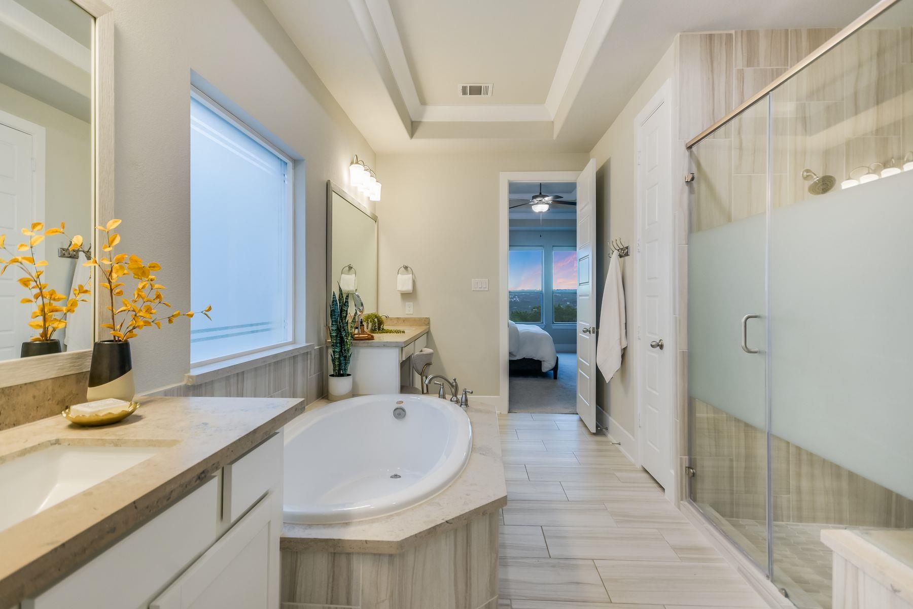 2610 Sunset Vista Cir # 16, Spicewood, TX 78669