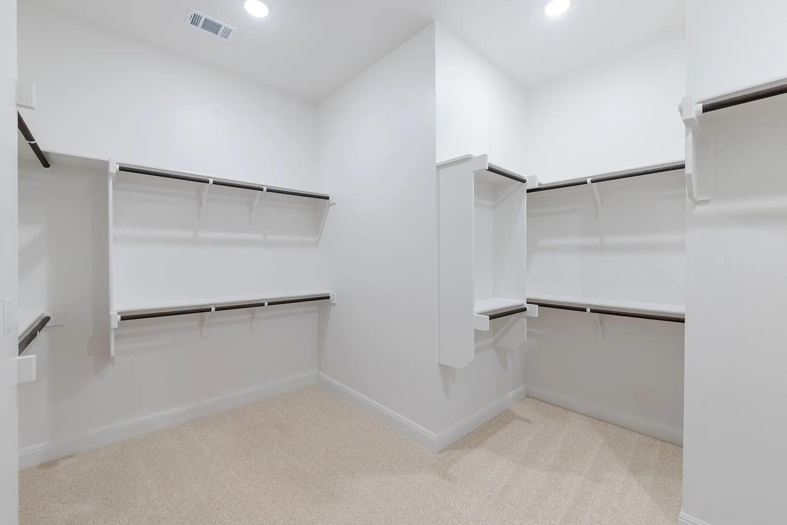 201 Shadow Dr, Liberty Hill, TX 78642