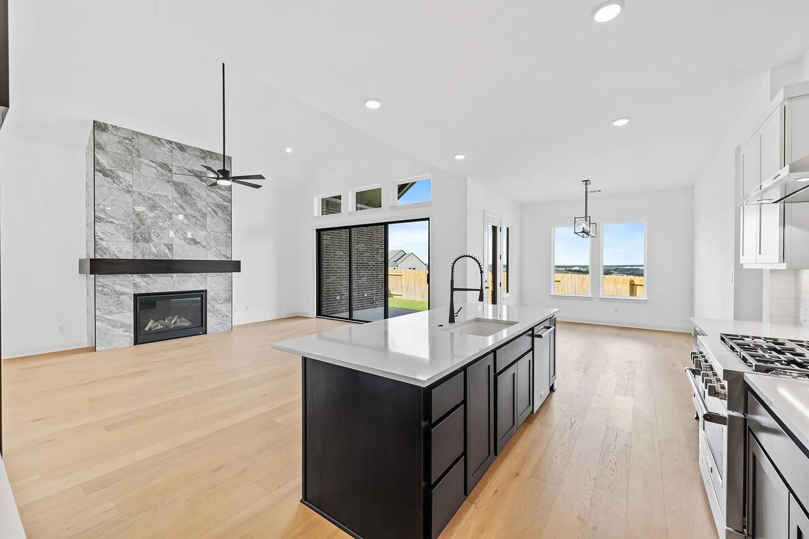 201 Shadow Dr, Liberty Hill, TX 78642