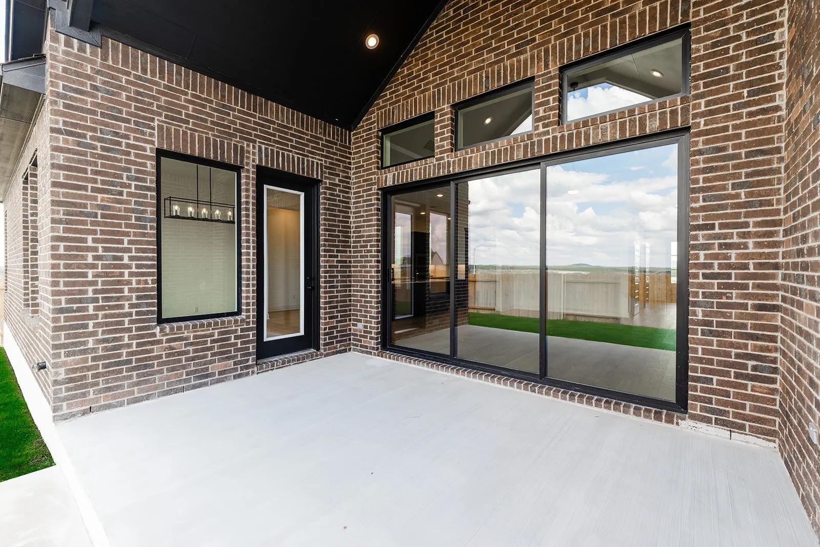 201 Shadow Dr, Liberty Hill, TX 78642