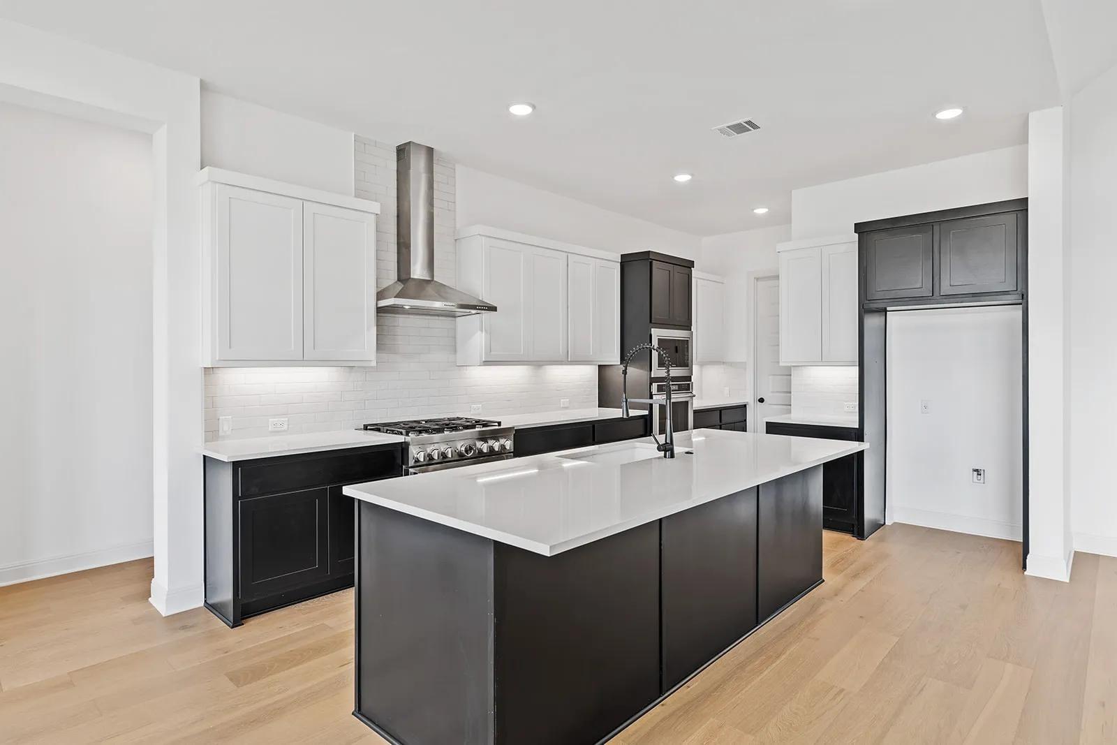 201 Shadow Dr, Liberty Hill, TX 78642