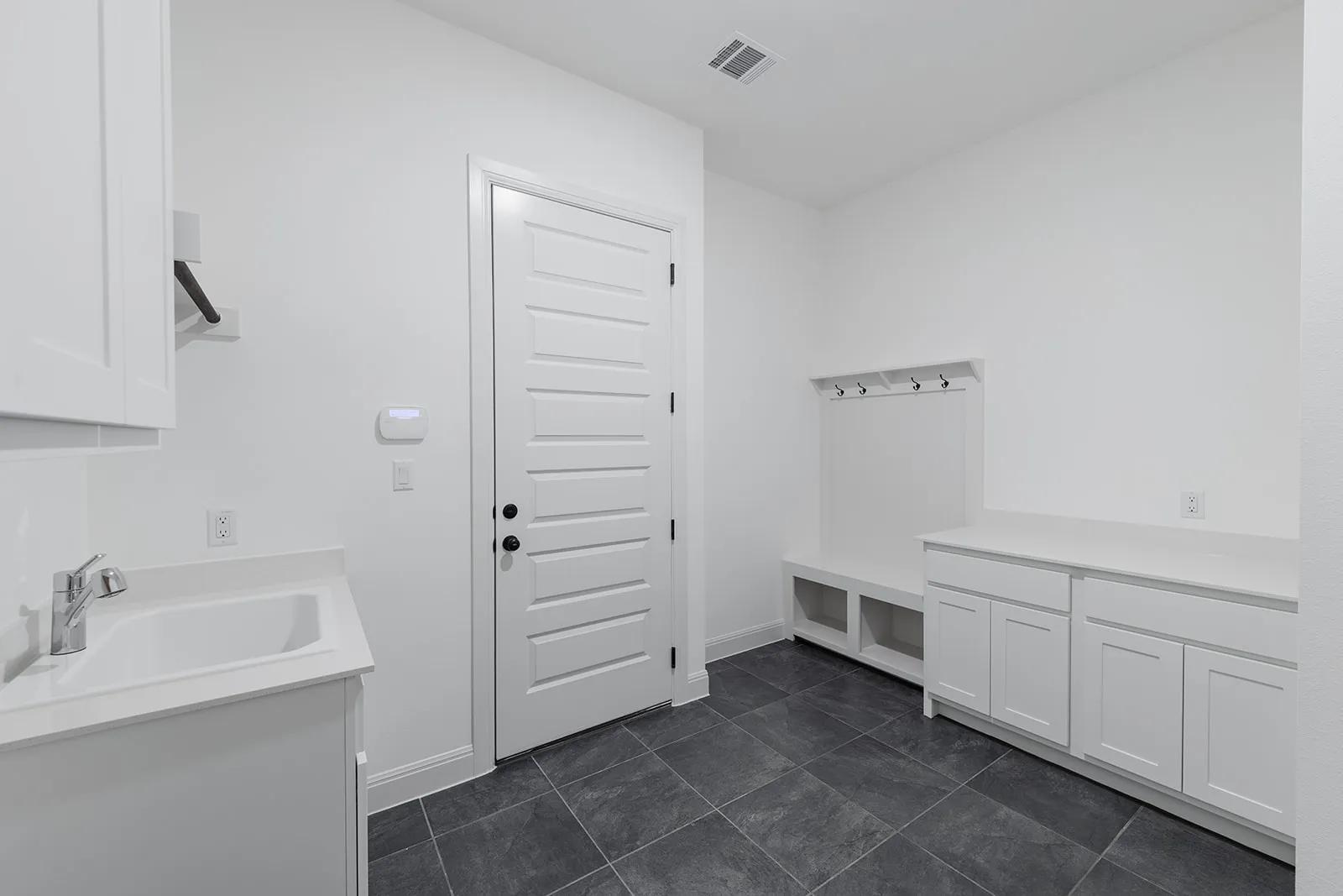 201 Shadow Dr, Liberty Hill, TX 78642