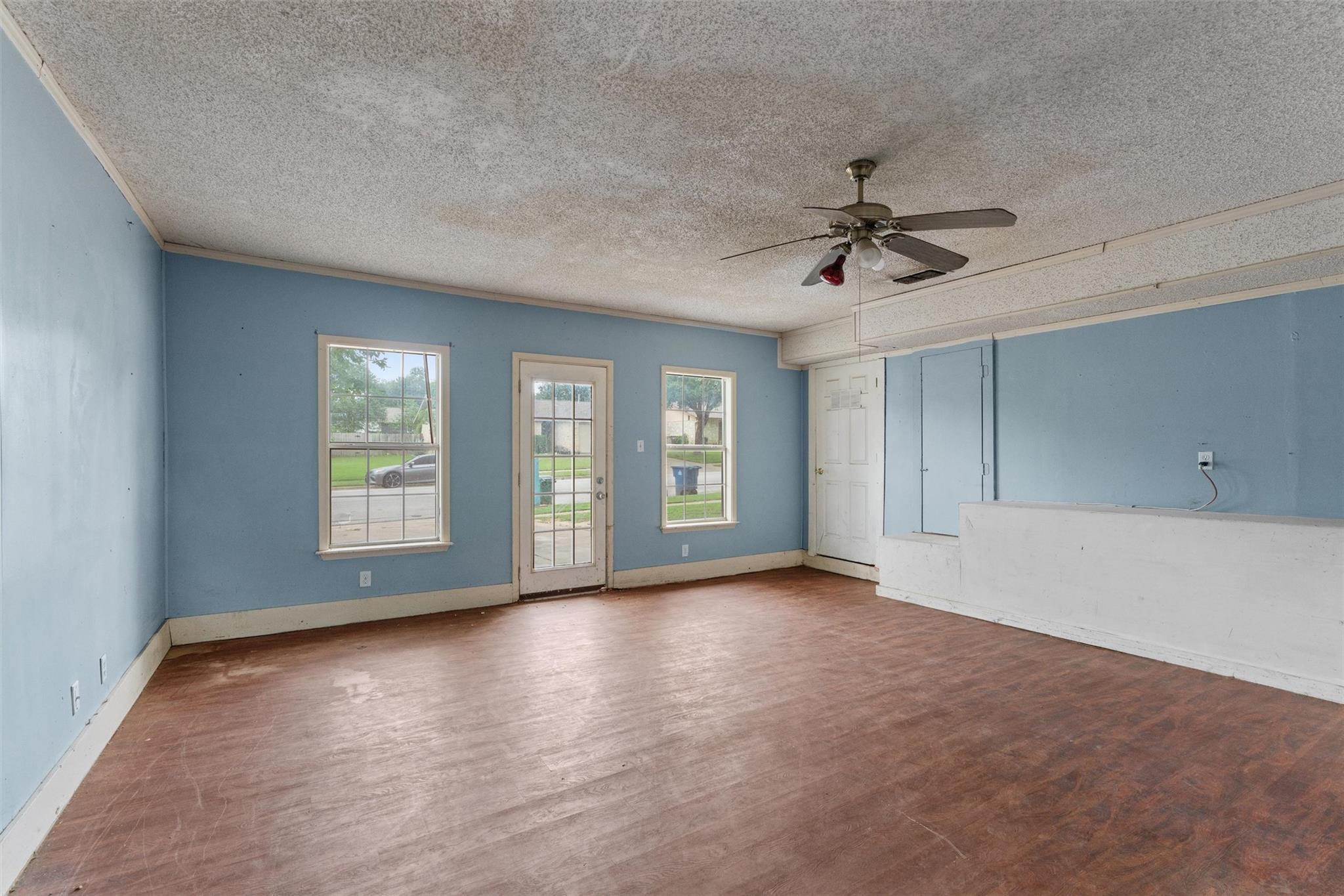 12901 Lamplight Village Ave, Austin, TX 78727