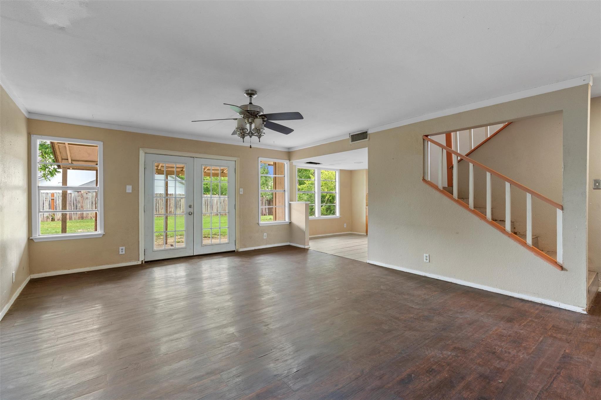12901 Lamplight Village Ave, Austin, TX 78727