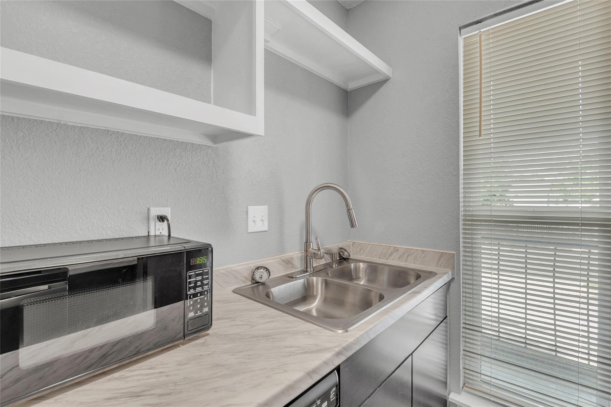 109 E Dean Ave, Killeen, TX 76541