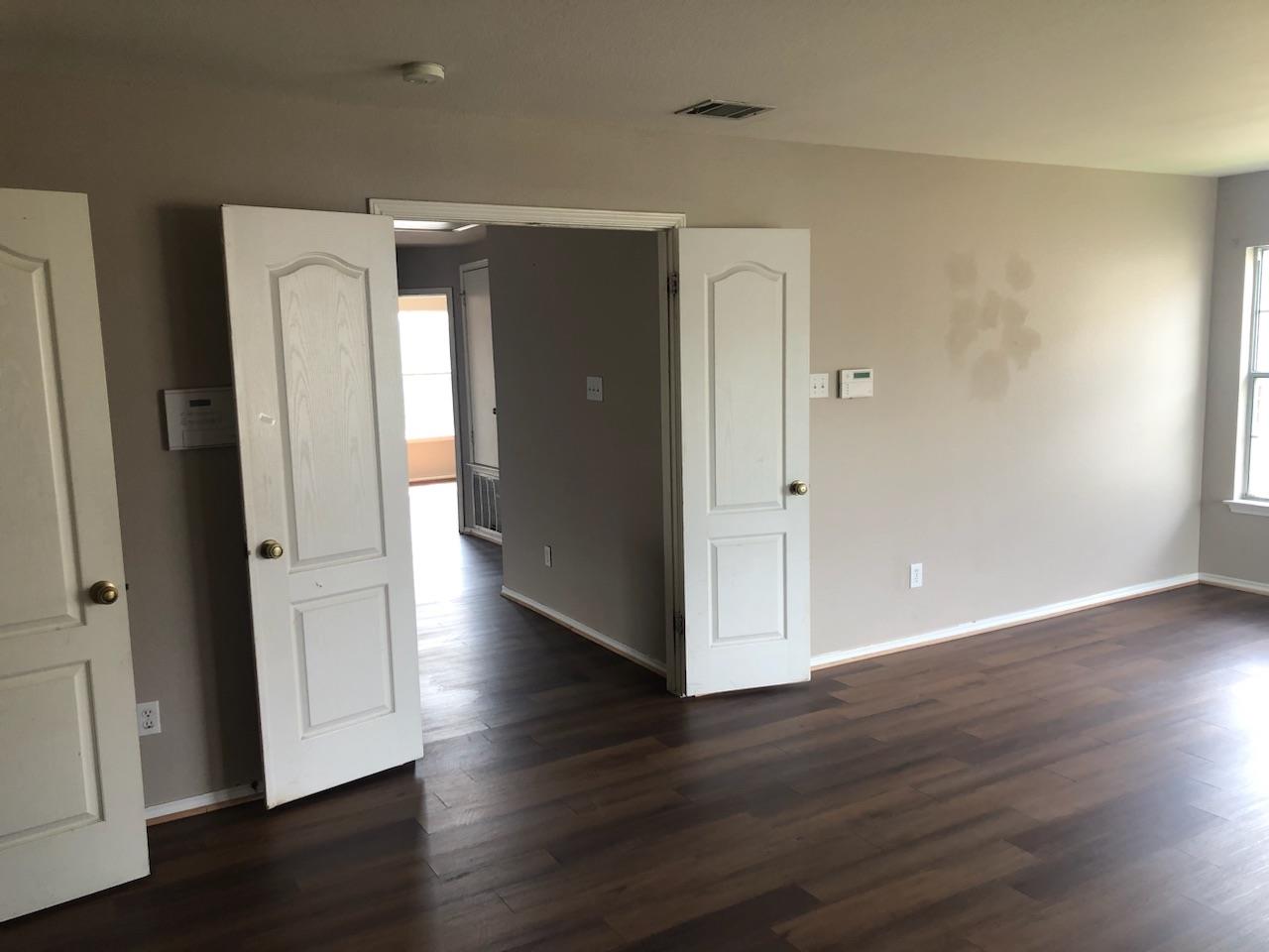 310 CROSSLAND Cv, Leander, TX 78641