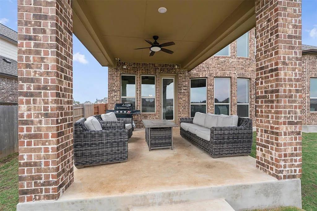 108 Rio Ranchero Rd, Georgetown, TX 78628