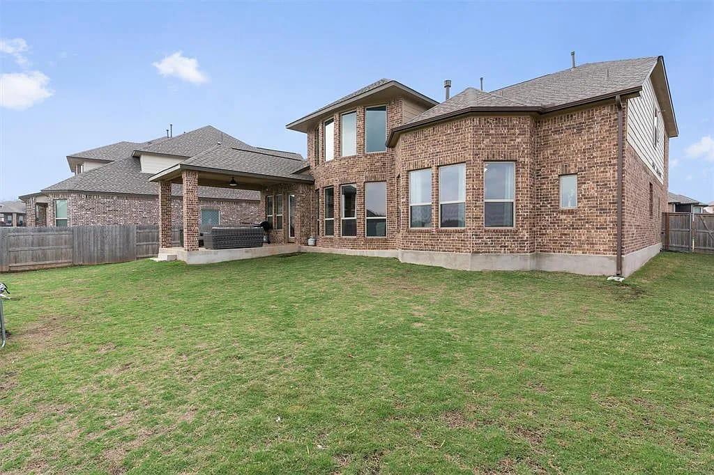 108 Rio Ranchero Rd, Georgetown, TX 78628