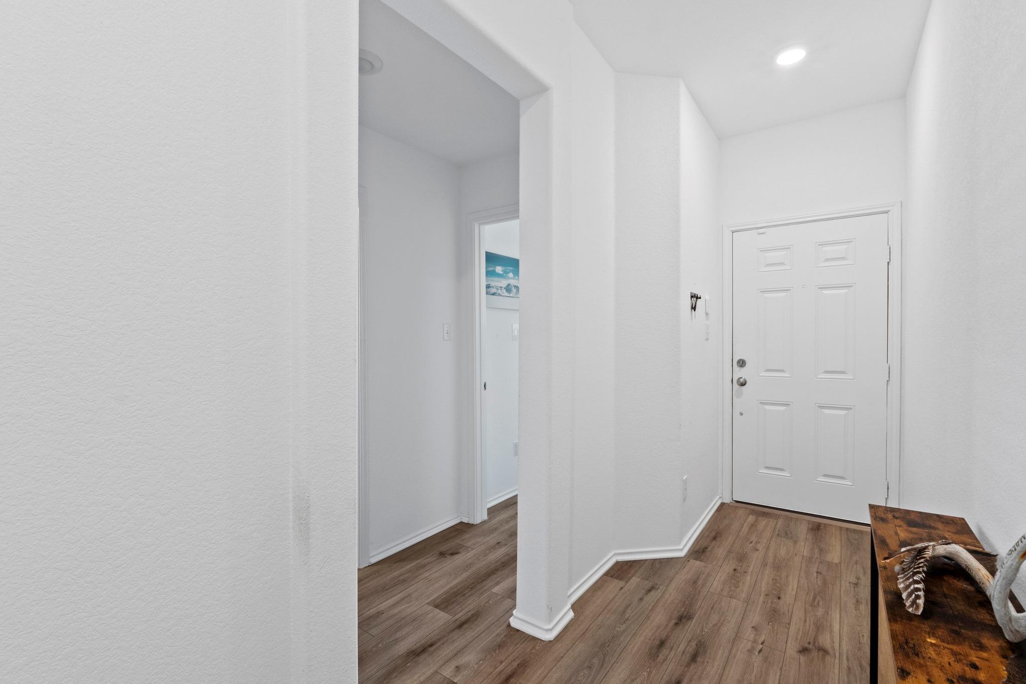 105 Perfect World Loop, Jarrell, TX 76537
