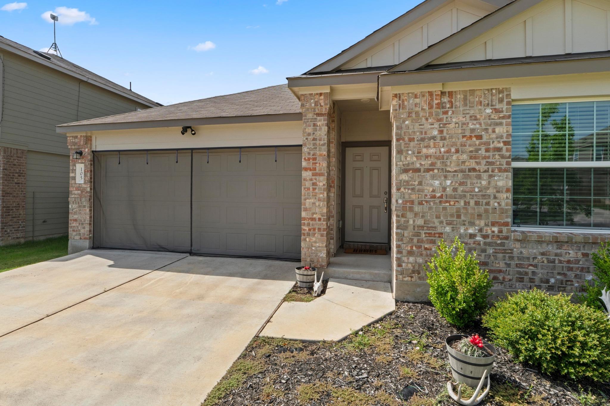 105 Perfect World Loop, Jarrell, TX 76537