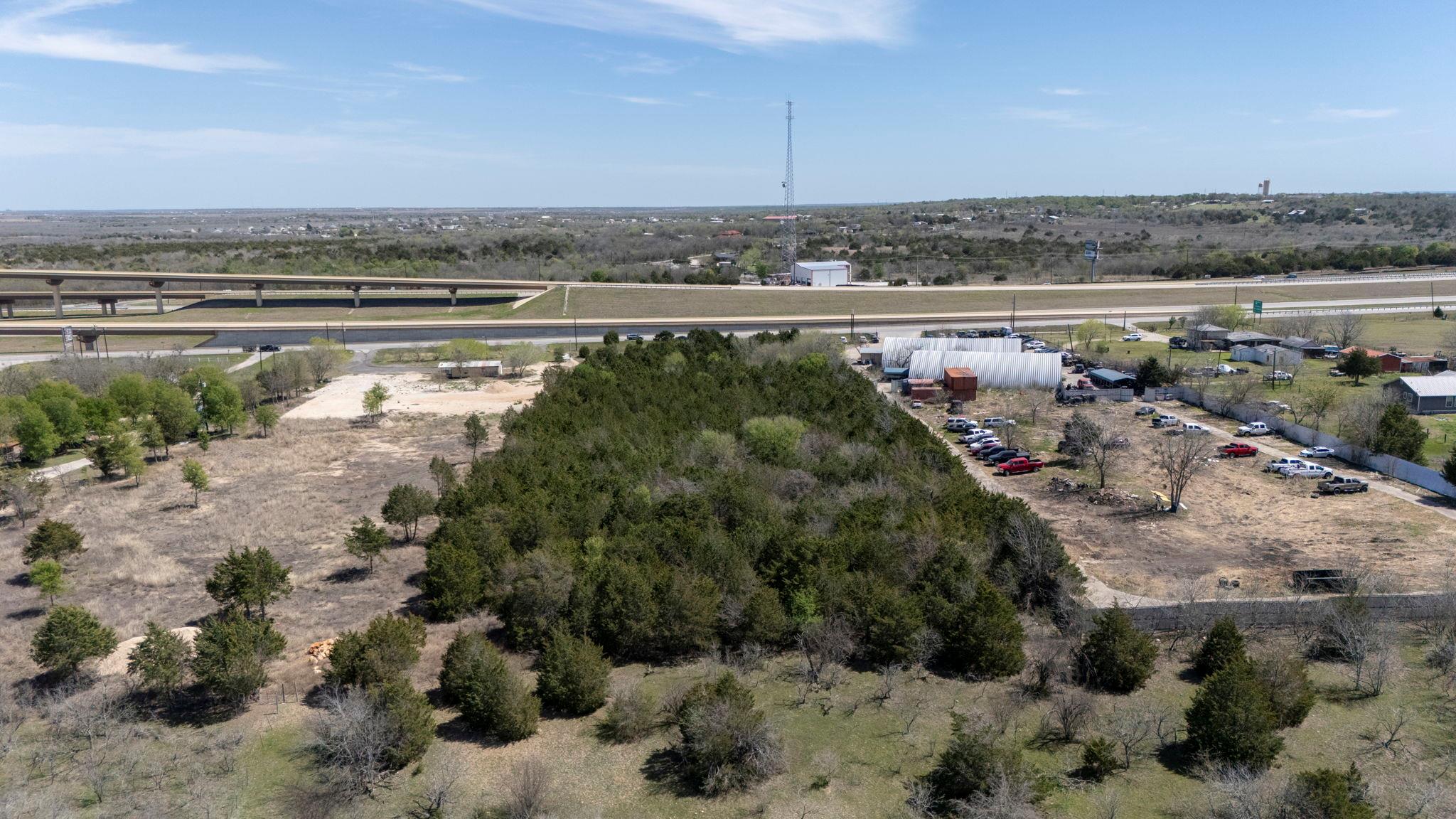 11624 S US HY 183 Highway, Mustang Ridge, TX 78747