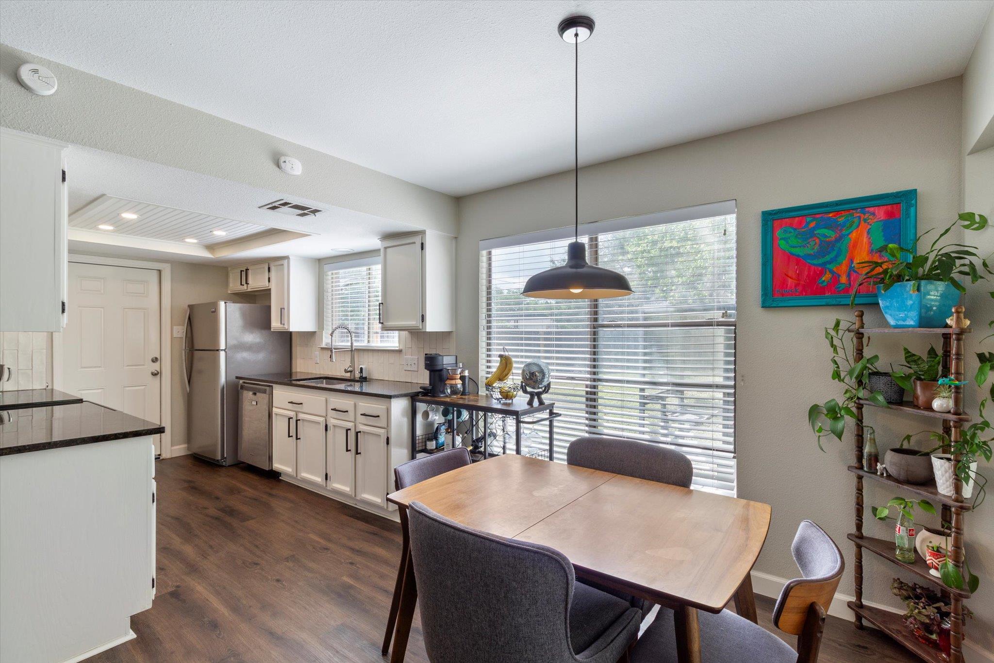 313 Hunter Ridge Rd, San Marcos, TX 78666