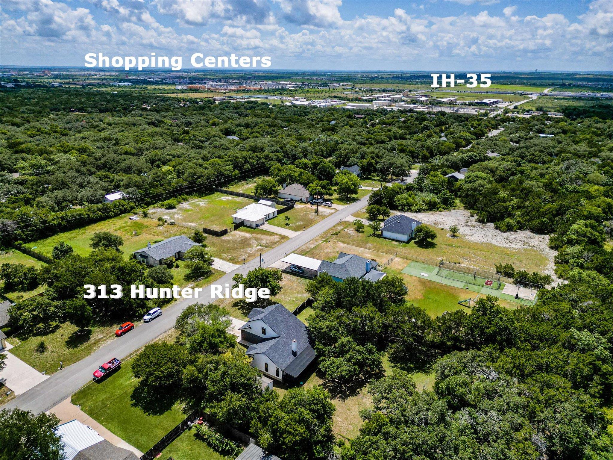 313 Hunter Ridge Rd, San Marcos, TX 78666