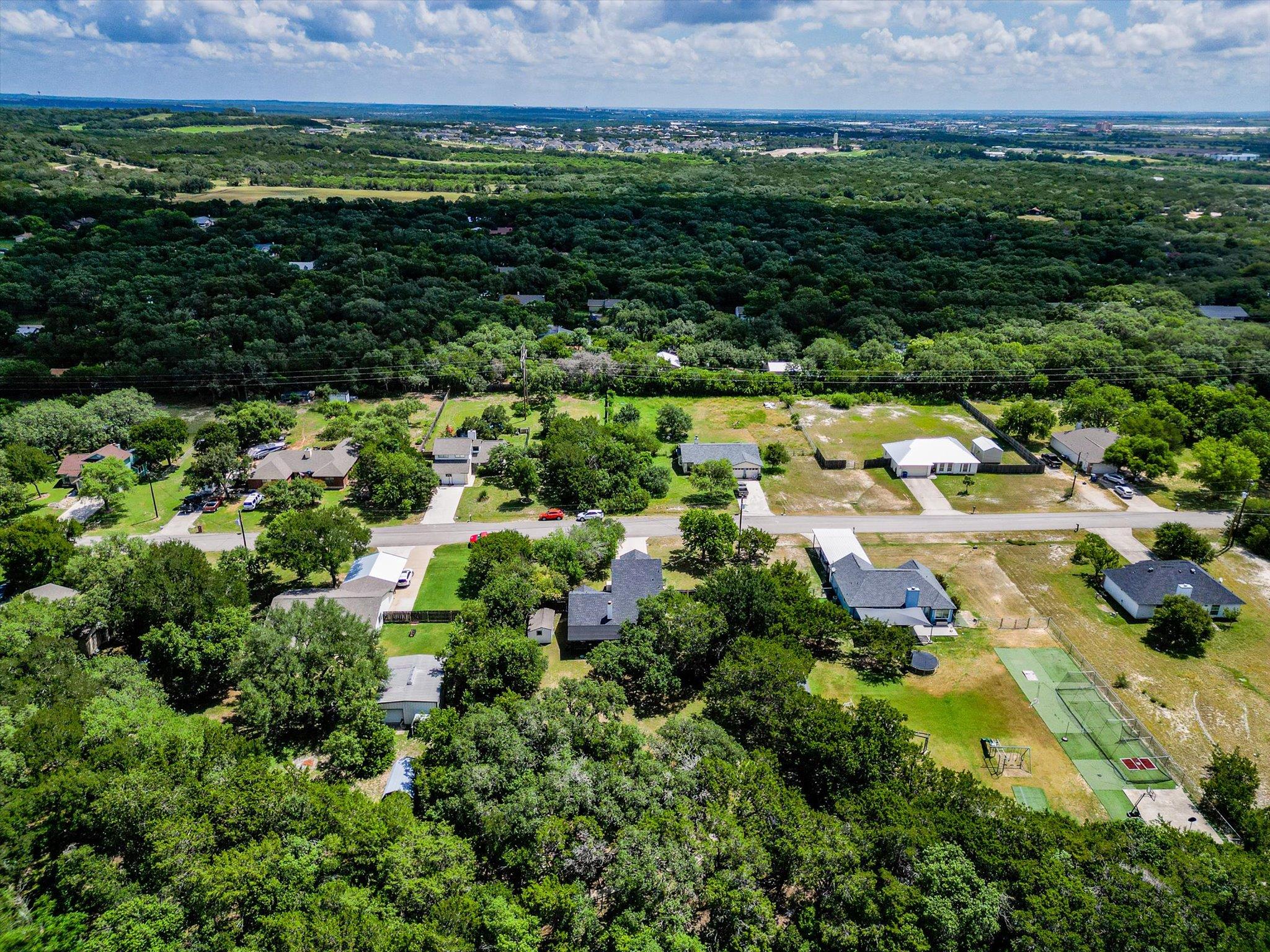 313 Hunter Ridge Rd, San Marcos, TX 78666