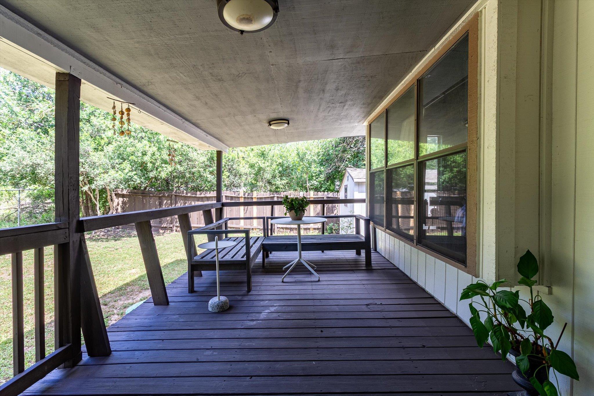 313 Hunter Ridge Rd, San Marcos, TX 78666