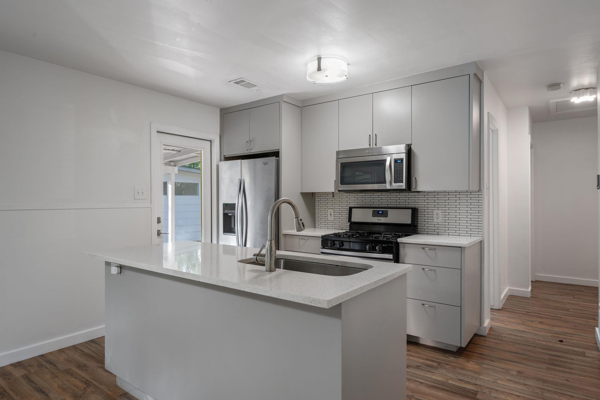 3203 Dolphin Dr, Austin, TX 78704