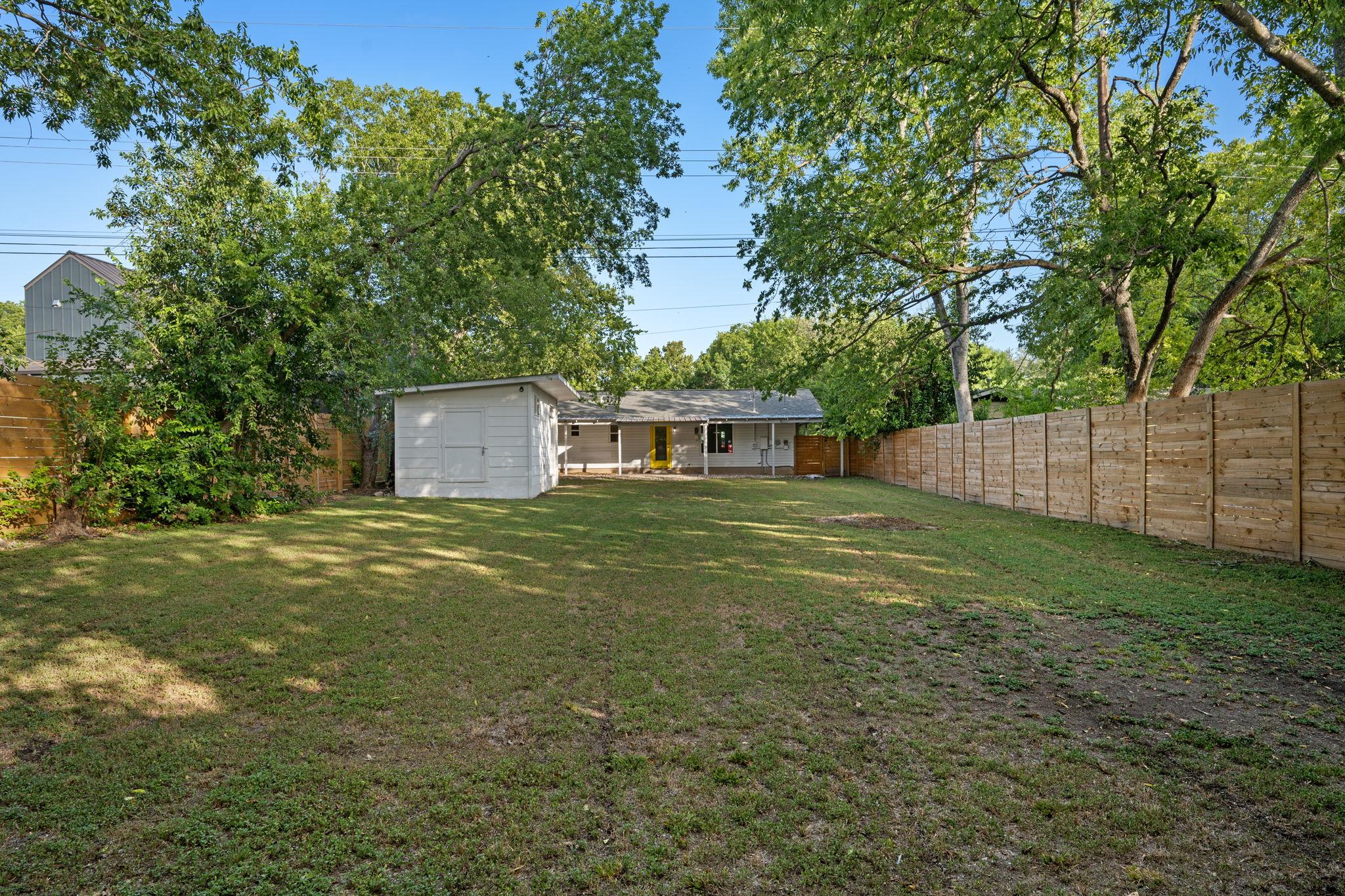 3203 Dolphin Dr, Austin, TX 78704