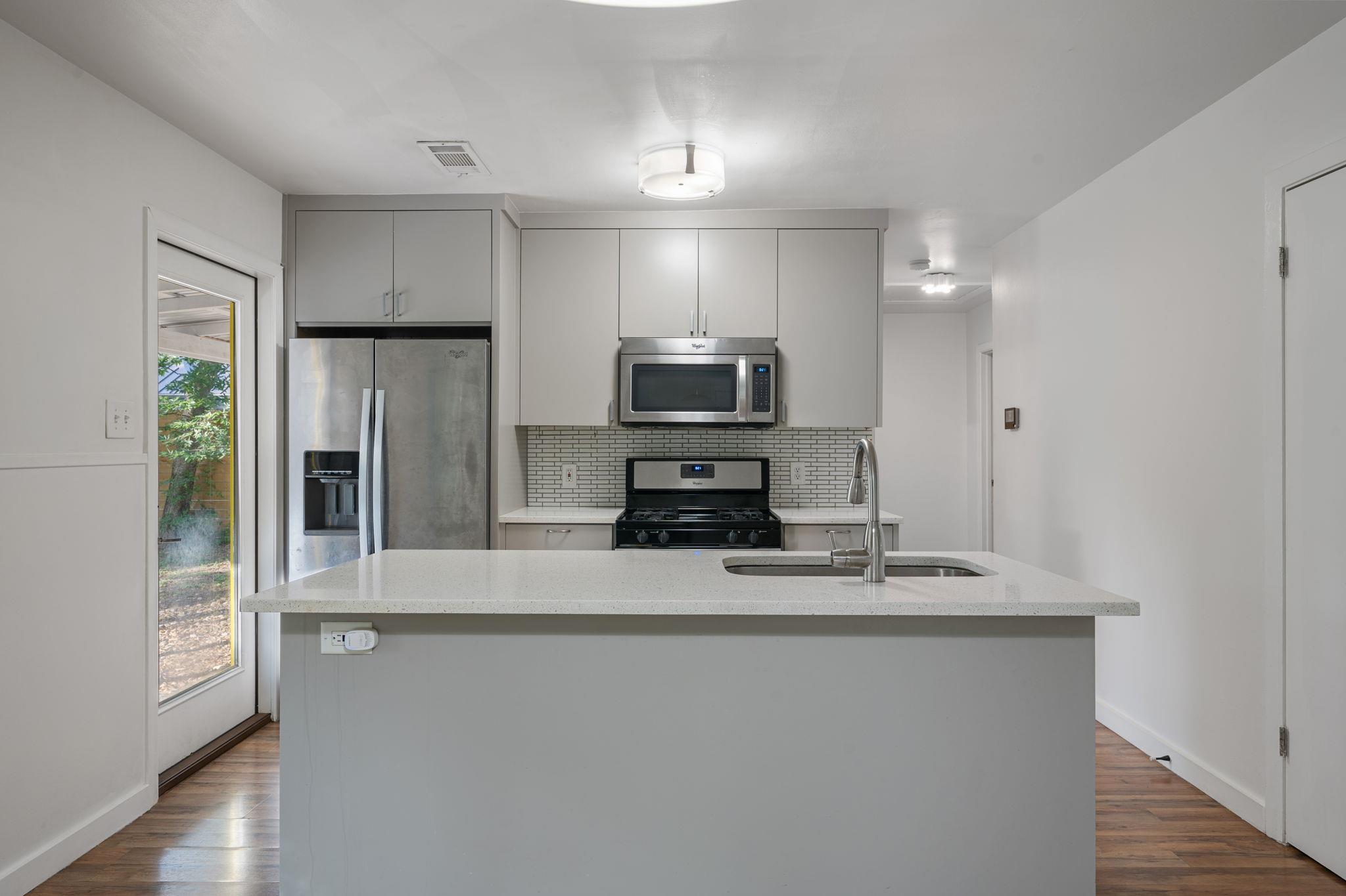 3203 Dolphin Dr, Austin, TX 78704