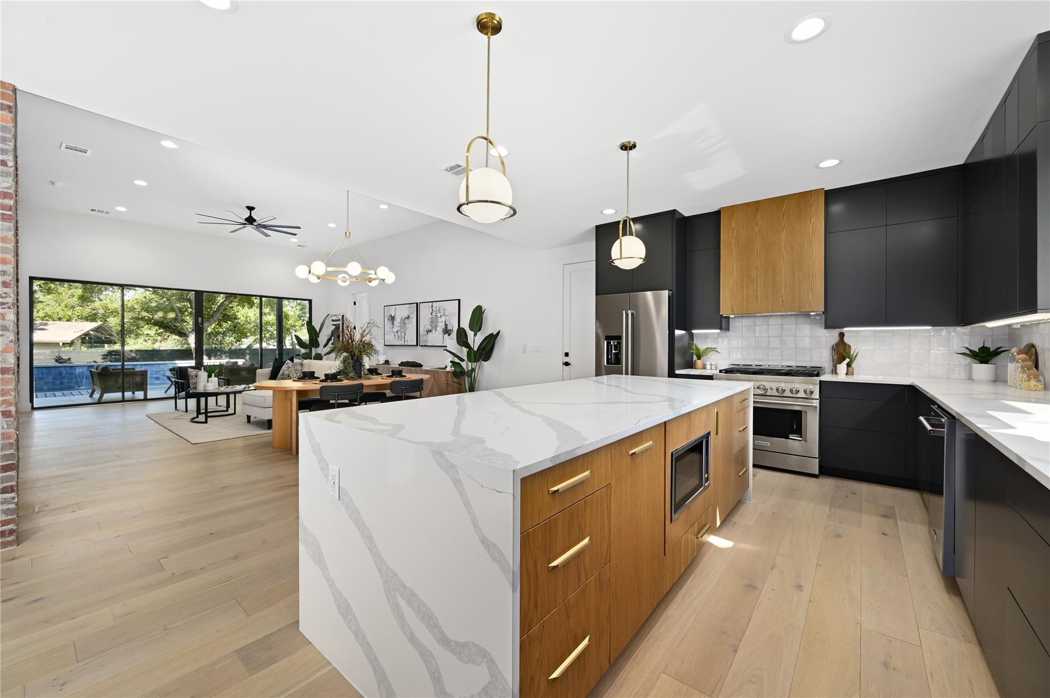 3004 Ray Wood Dr, Austin, TX 78704
