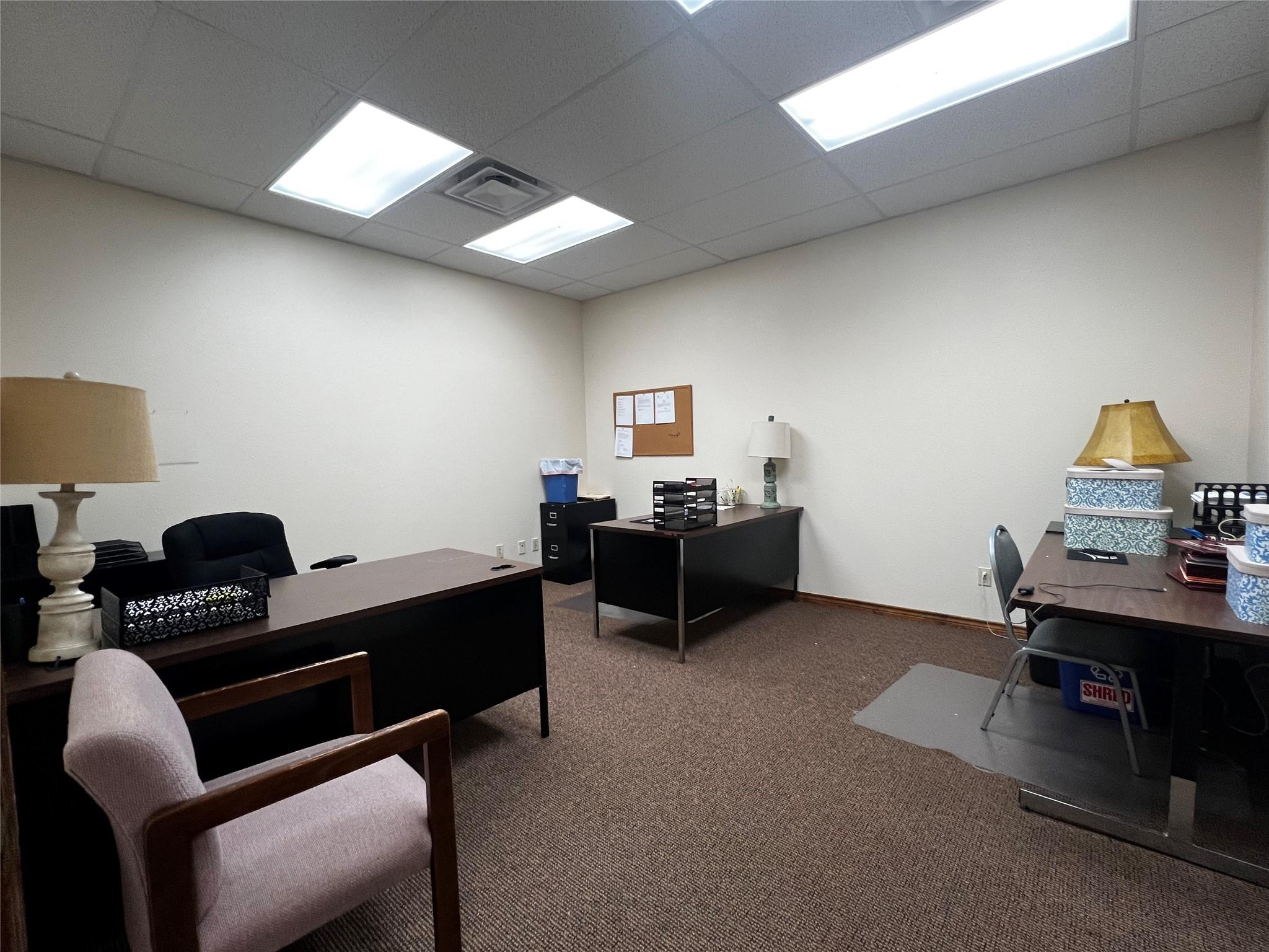 212 S Houston Ave, Cameron, TX 76520
