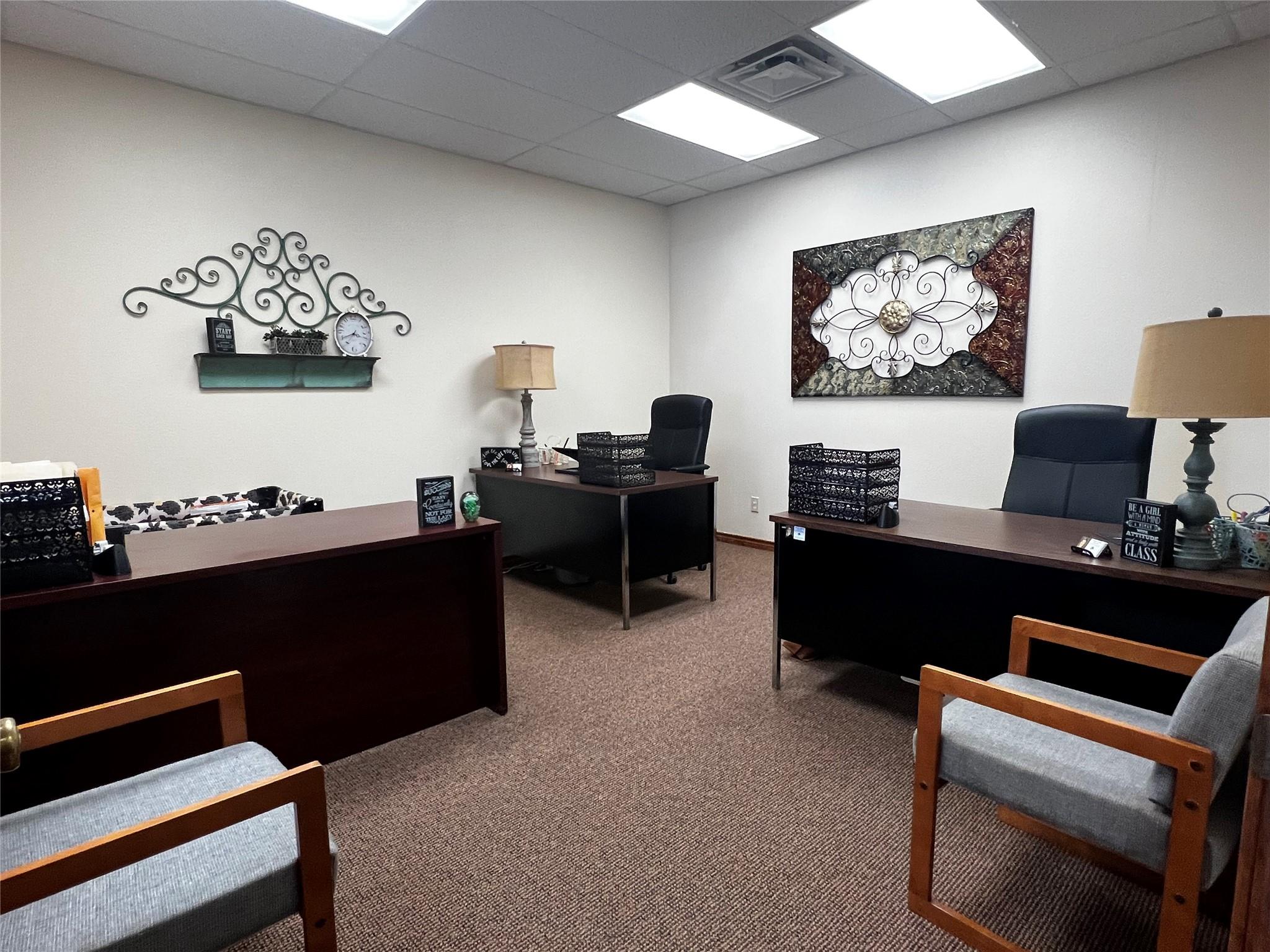 212 S Houston Ave, Cameron, TX 76520