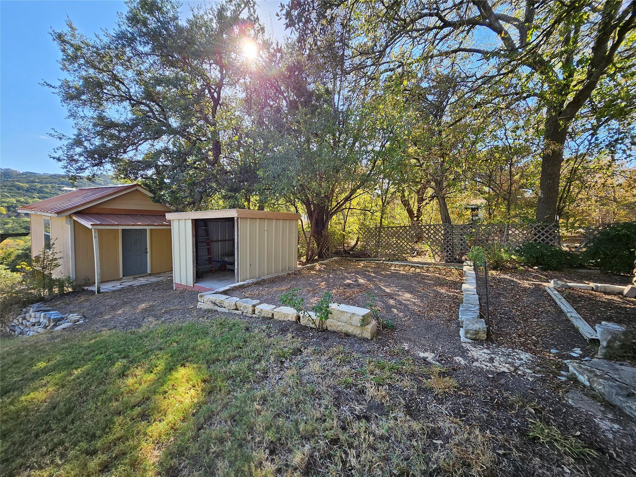 18111 Gregg Bluff Rd, Jonestown, TX 78645