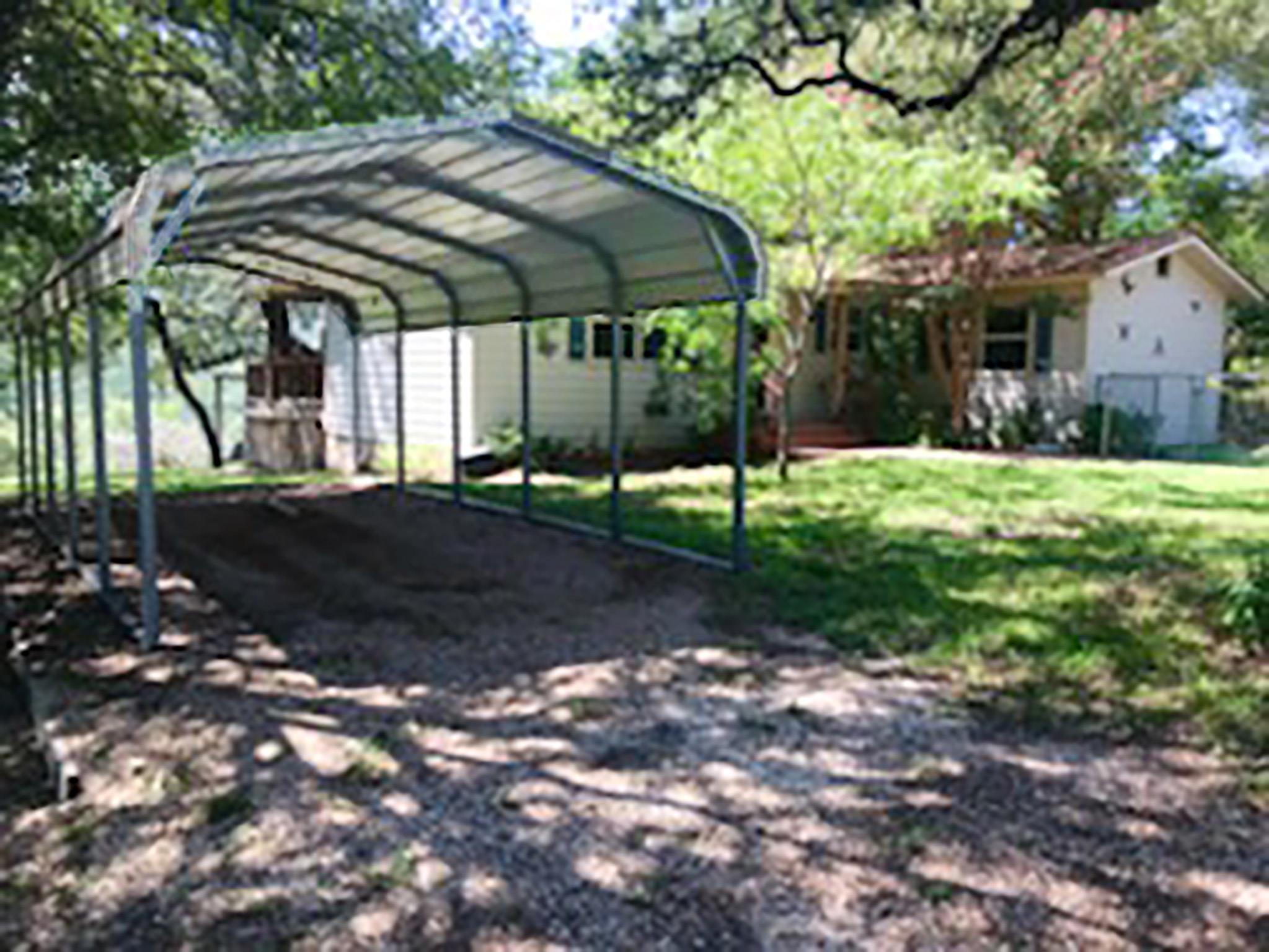 18111 Gregg Bluff Rd, Jonestown, TX 78645