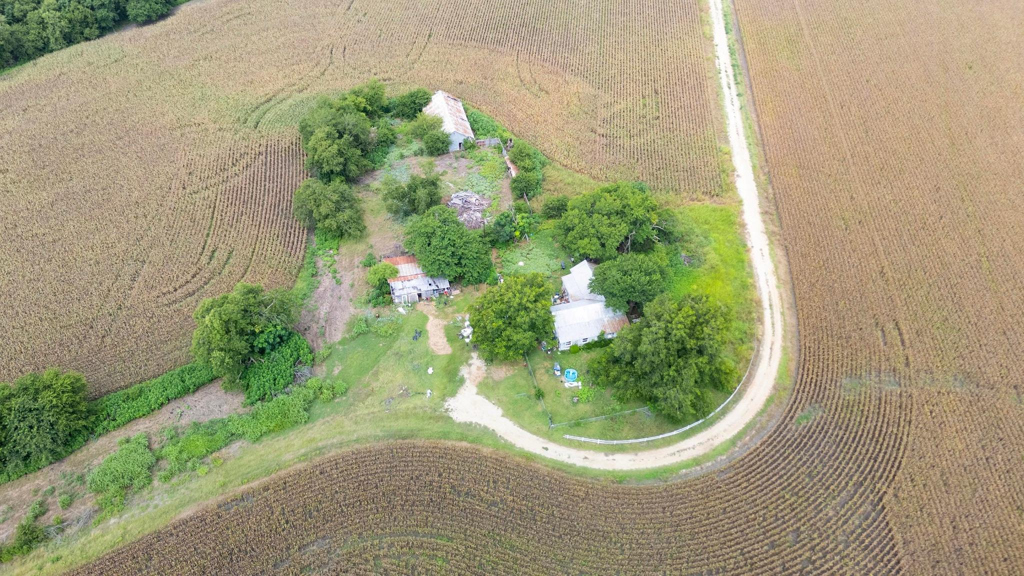 4400-4402 N Highway 95, Granger, TX 76530