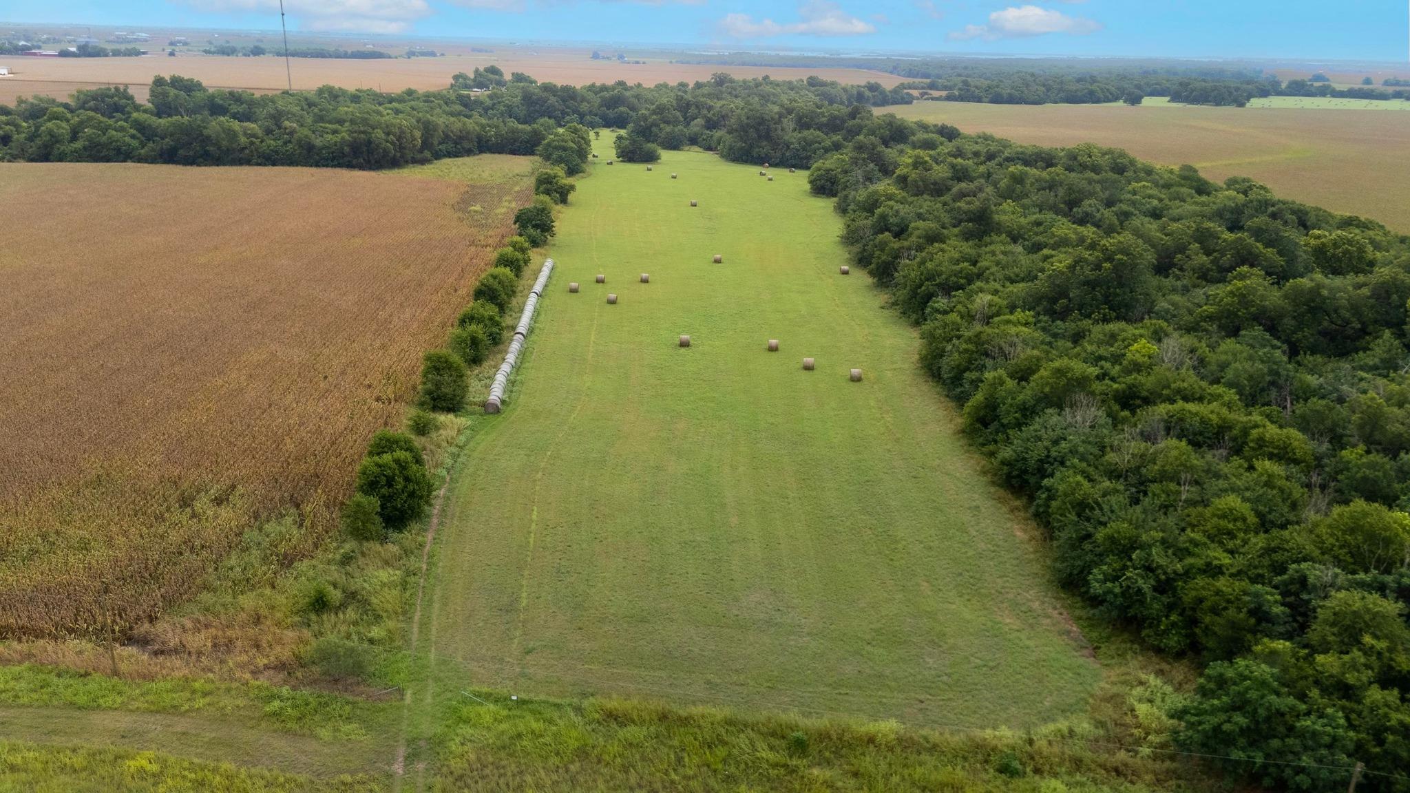 4400-4402 N Highway 95, Granger, TX 76530