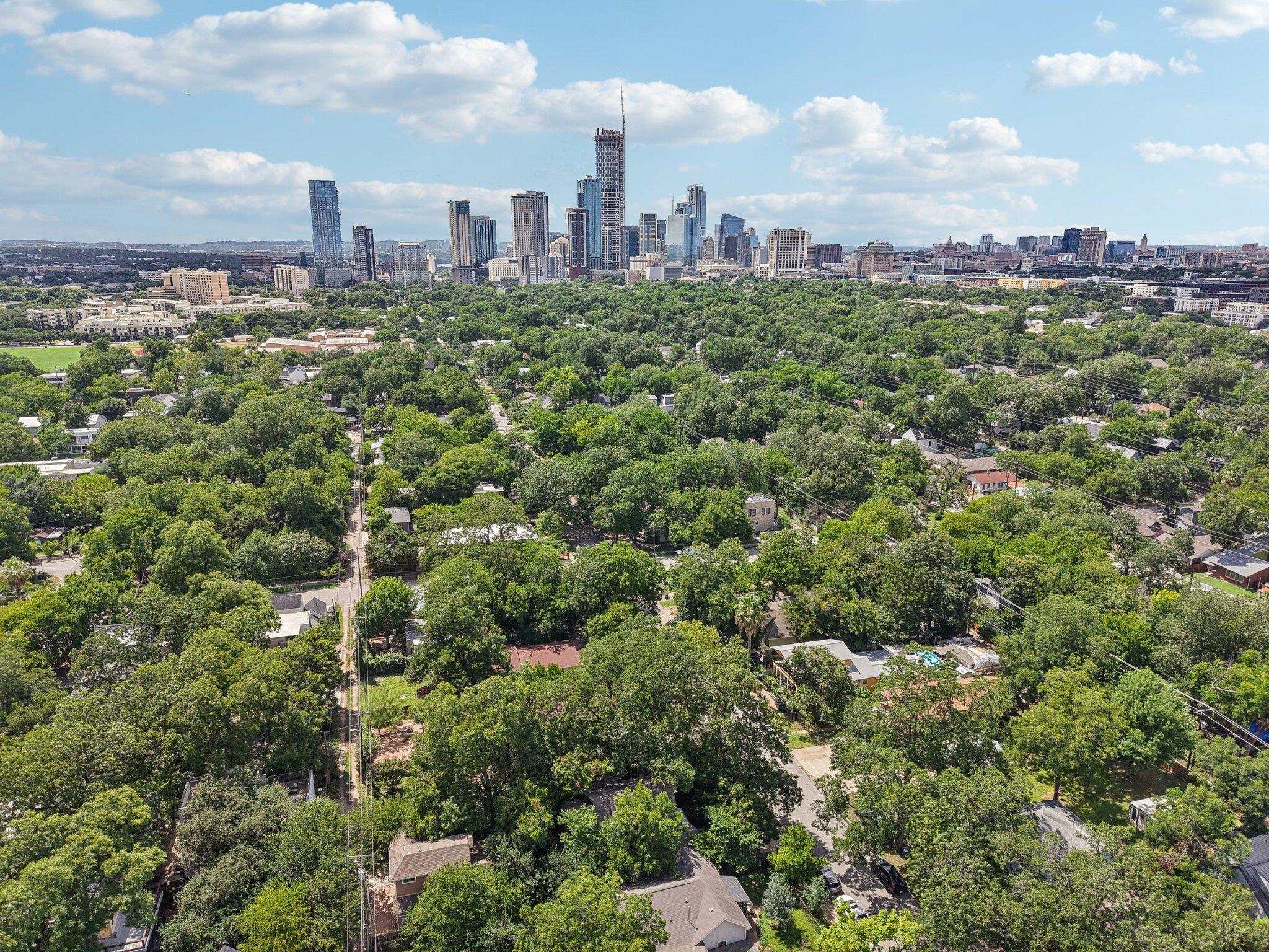 2011 Haskell St # A, Austin, TX 78702