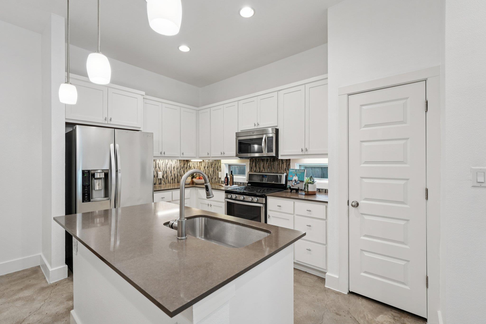 2011 Haskell St # A, Austin, TX 78702