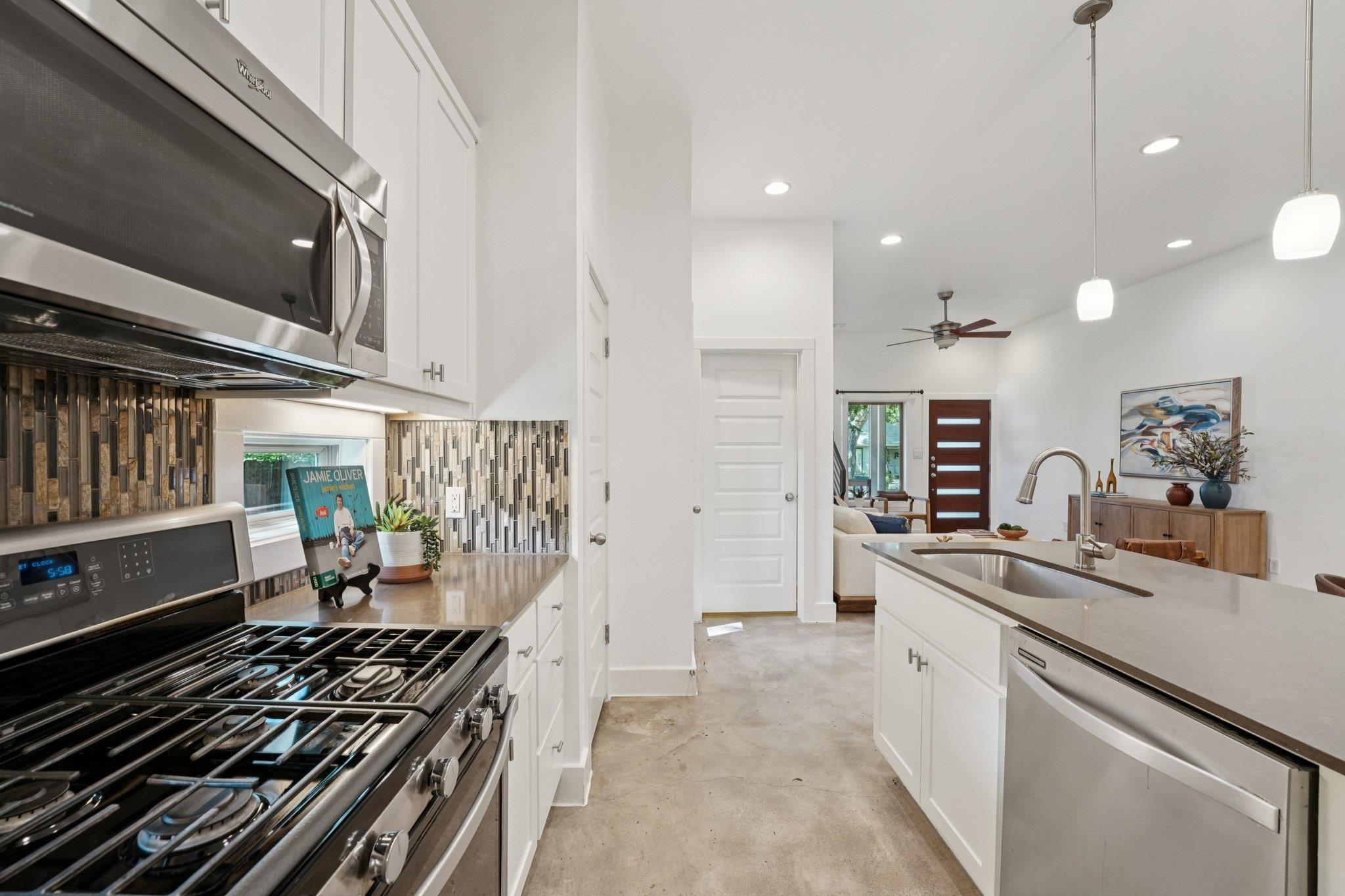2011 Haskell St # A, Austin, TX 78702
