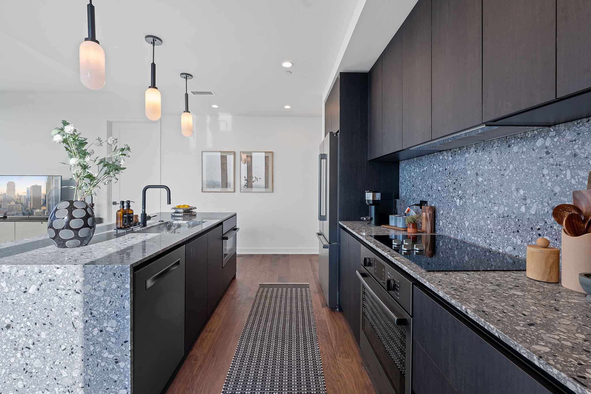 84 East Ave # 1506, Austin, TX 78701