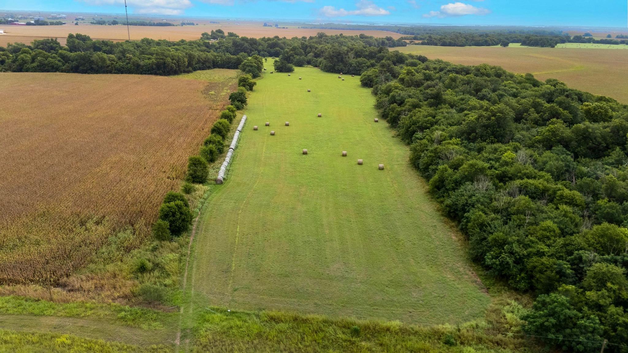 4400-4402 N Highway 95, Granger, TX 76530