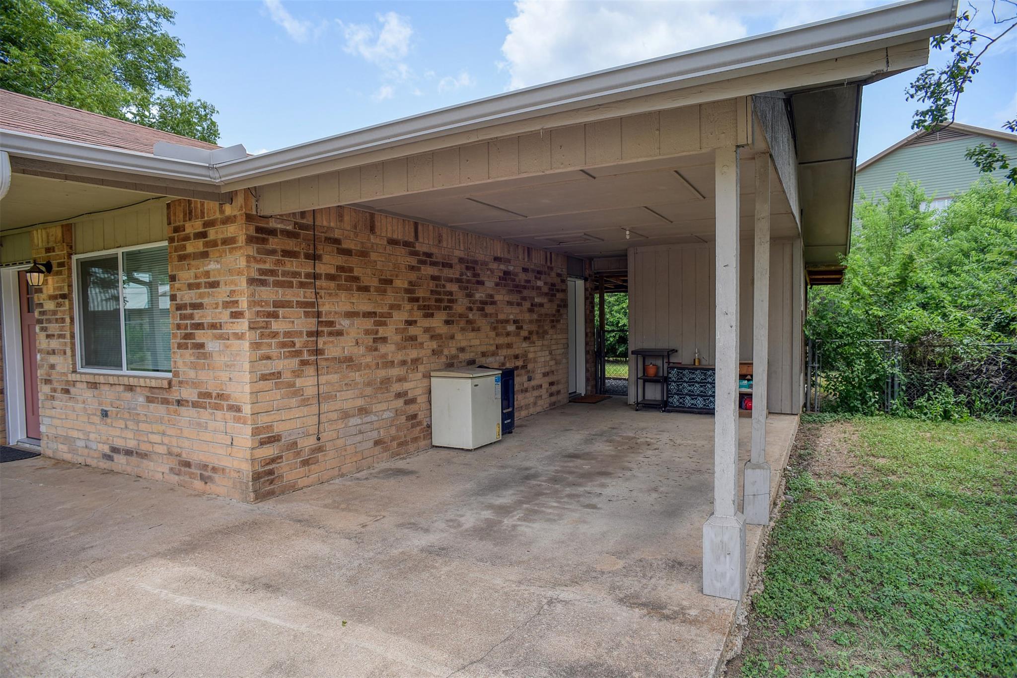 507 Pea Jay Cv, Bastrop, TX 78602