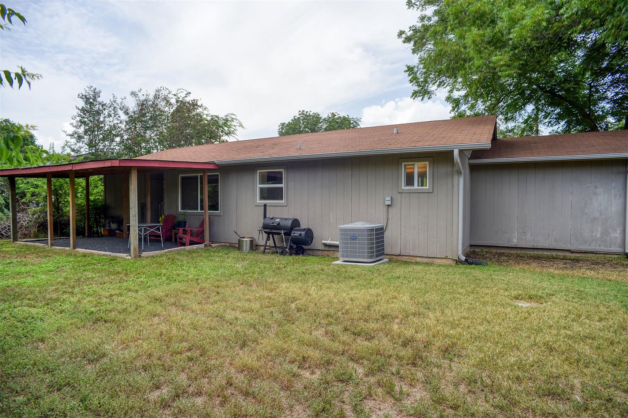 507 Pea Jay Cv, Bastrop, TX 78602