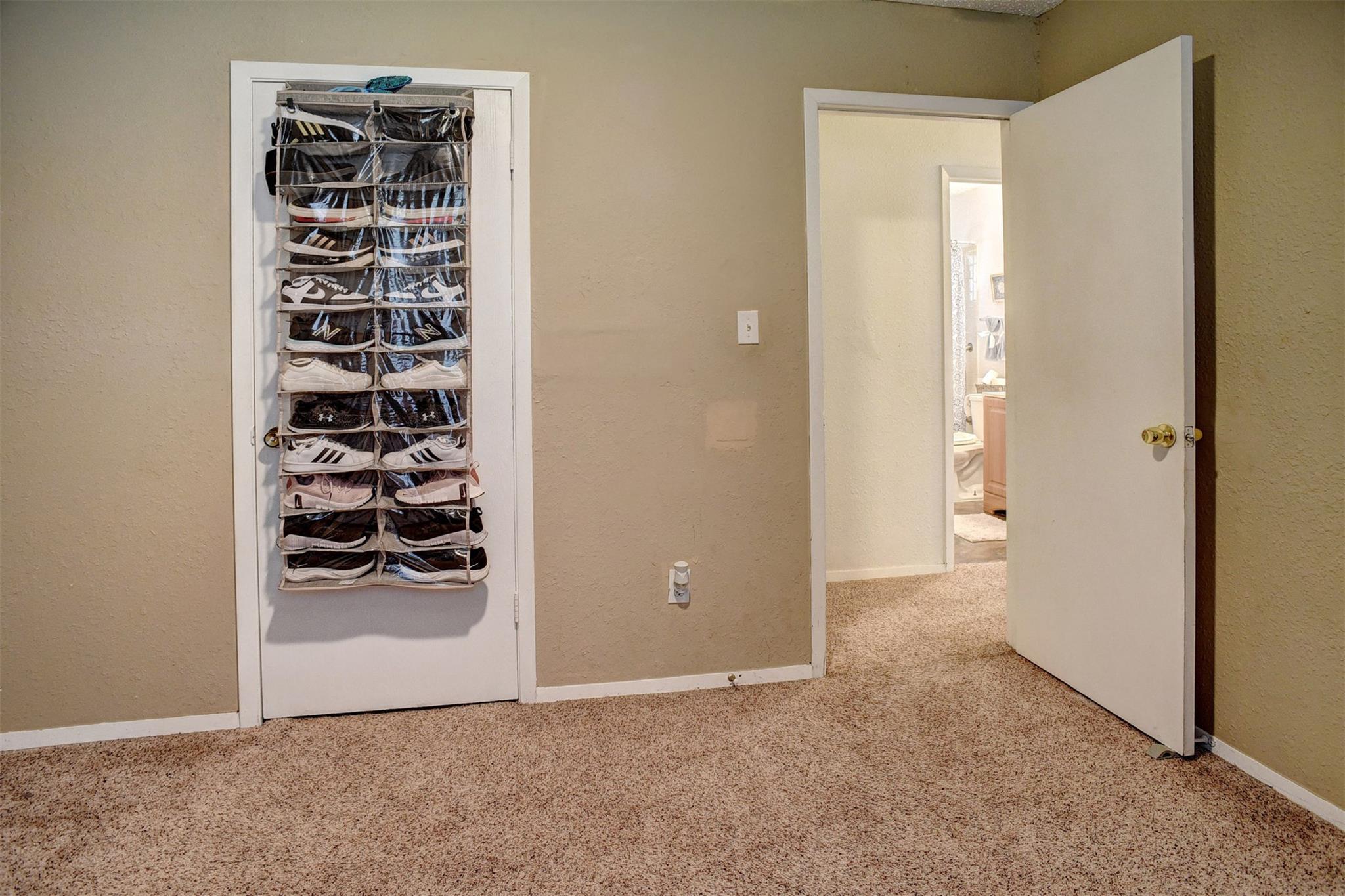 507 Pea Jay Cv, Bastrop, TX 78602