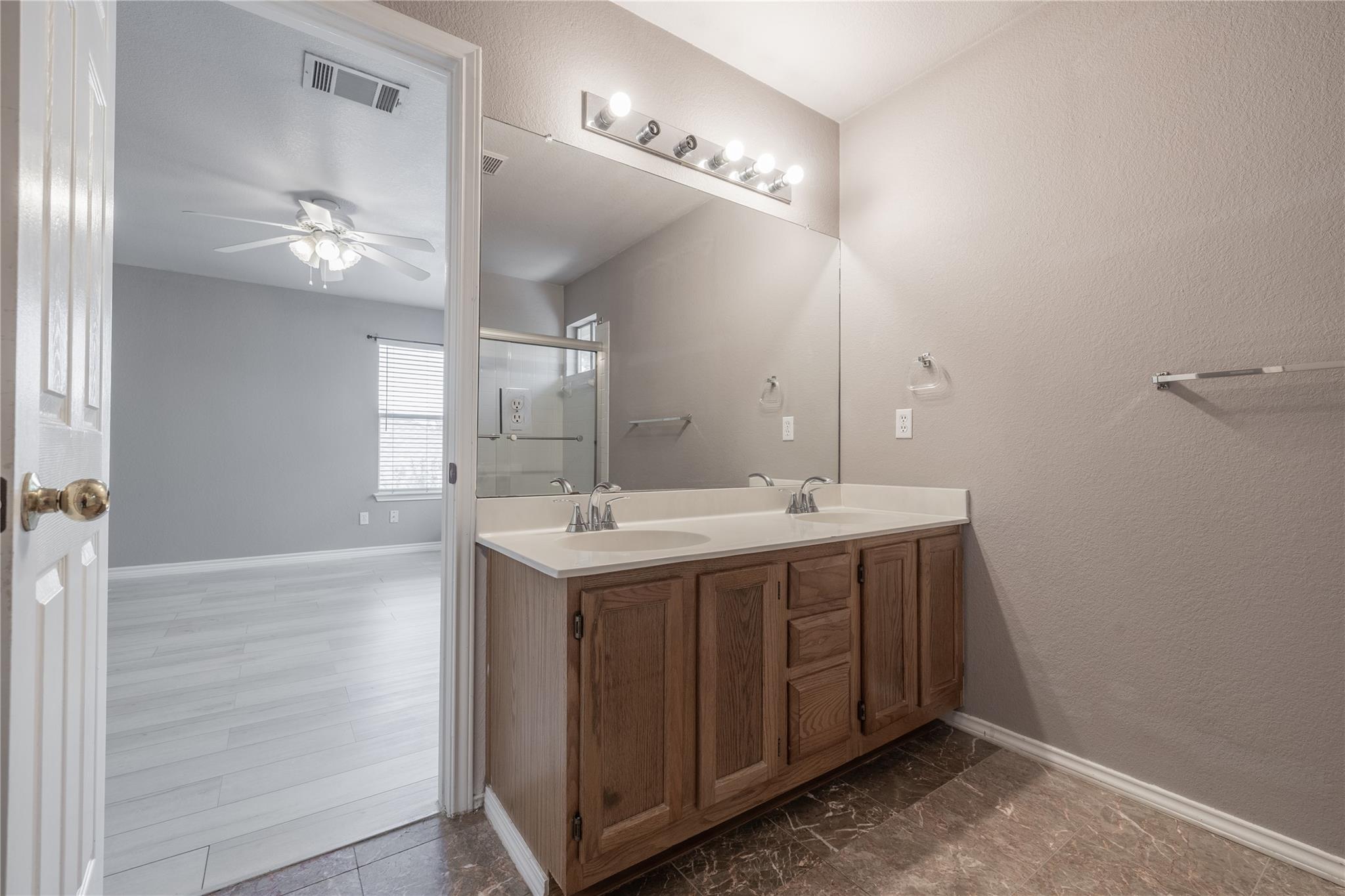 1518 Sundance Dr, Round Rock, TX 78665