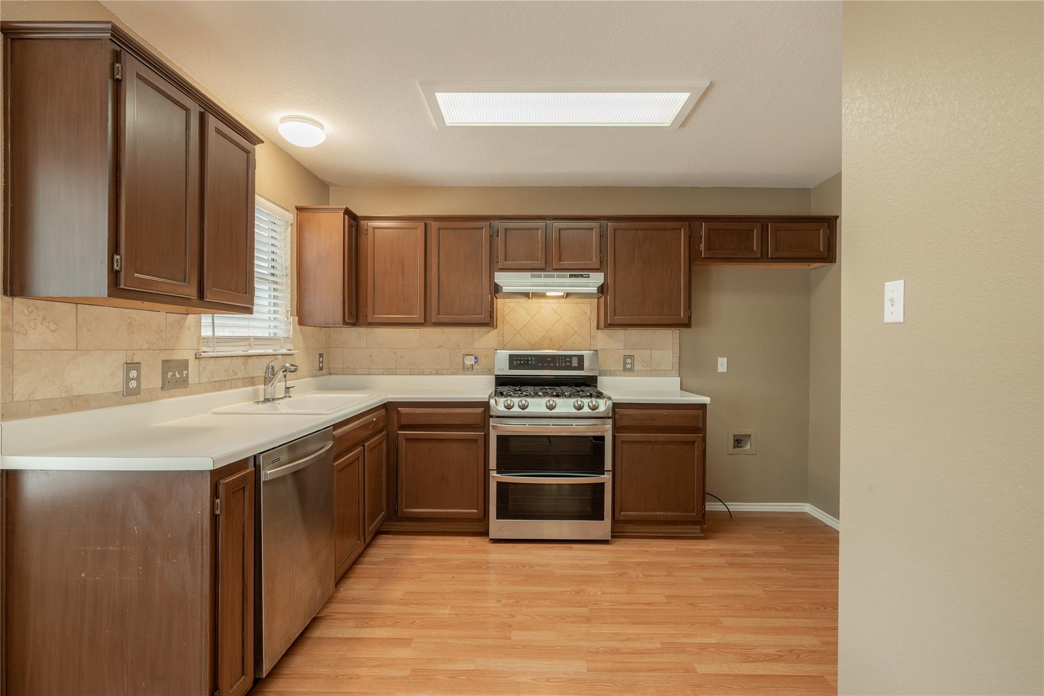 1518 Sundance Dr, Round Rock, TX 78665