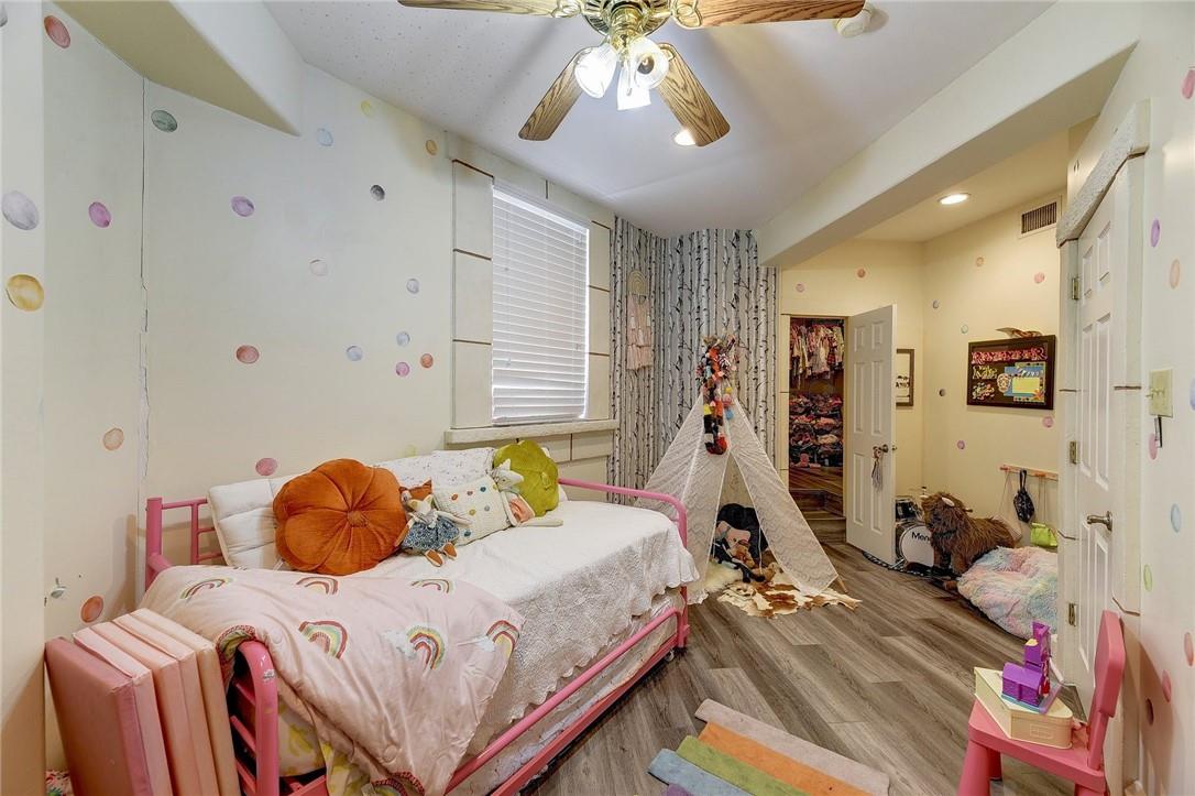 1712 Lakeshore Dr # A, Austin, TX 78746