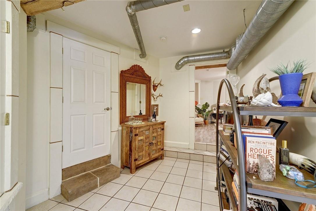 1712 Lakeshore Dr # A, Austin, TX 78746