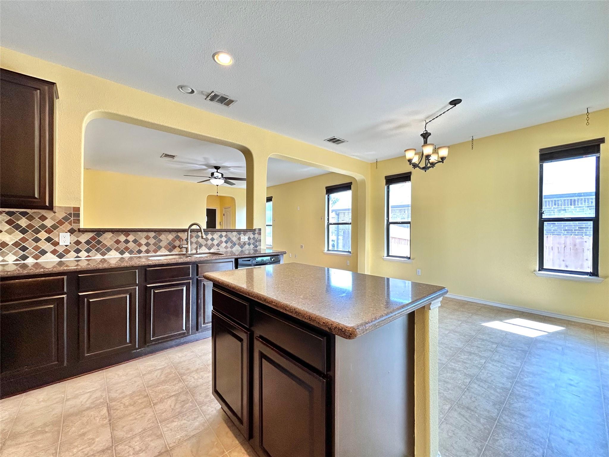 505 Willow Walk Dr, Pflugerville, TX 78660