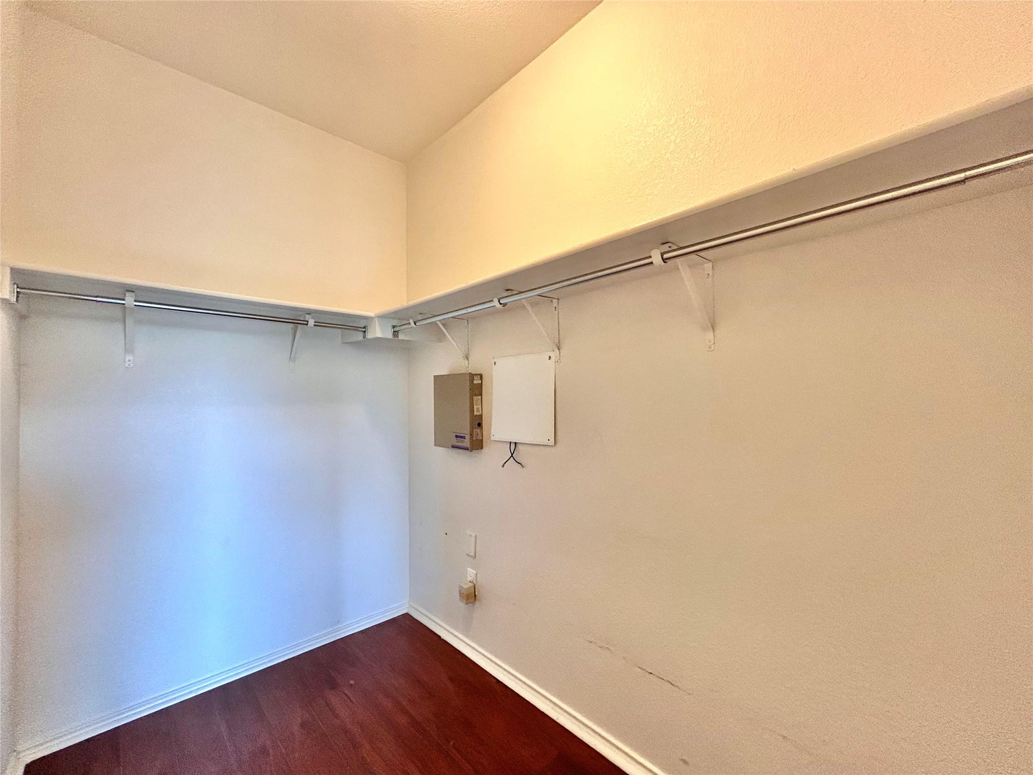 505 Willow Walk Dr, Pflugerville, TX 78660