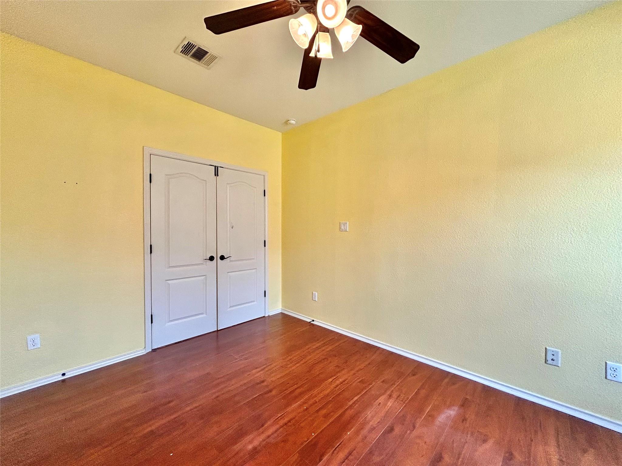 505 Willow Walk Dr, Pflugerville, TX 78660