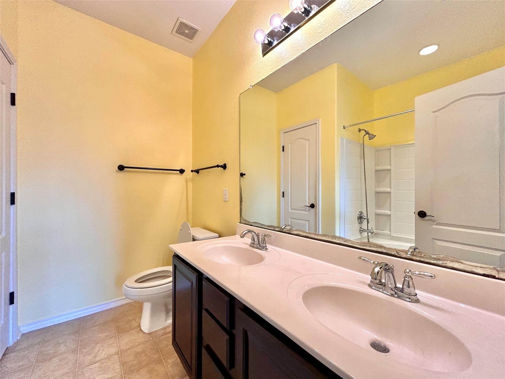 505 Willow Walk Dr, Pflugerville, TX 78660