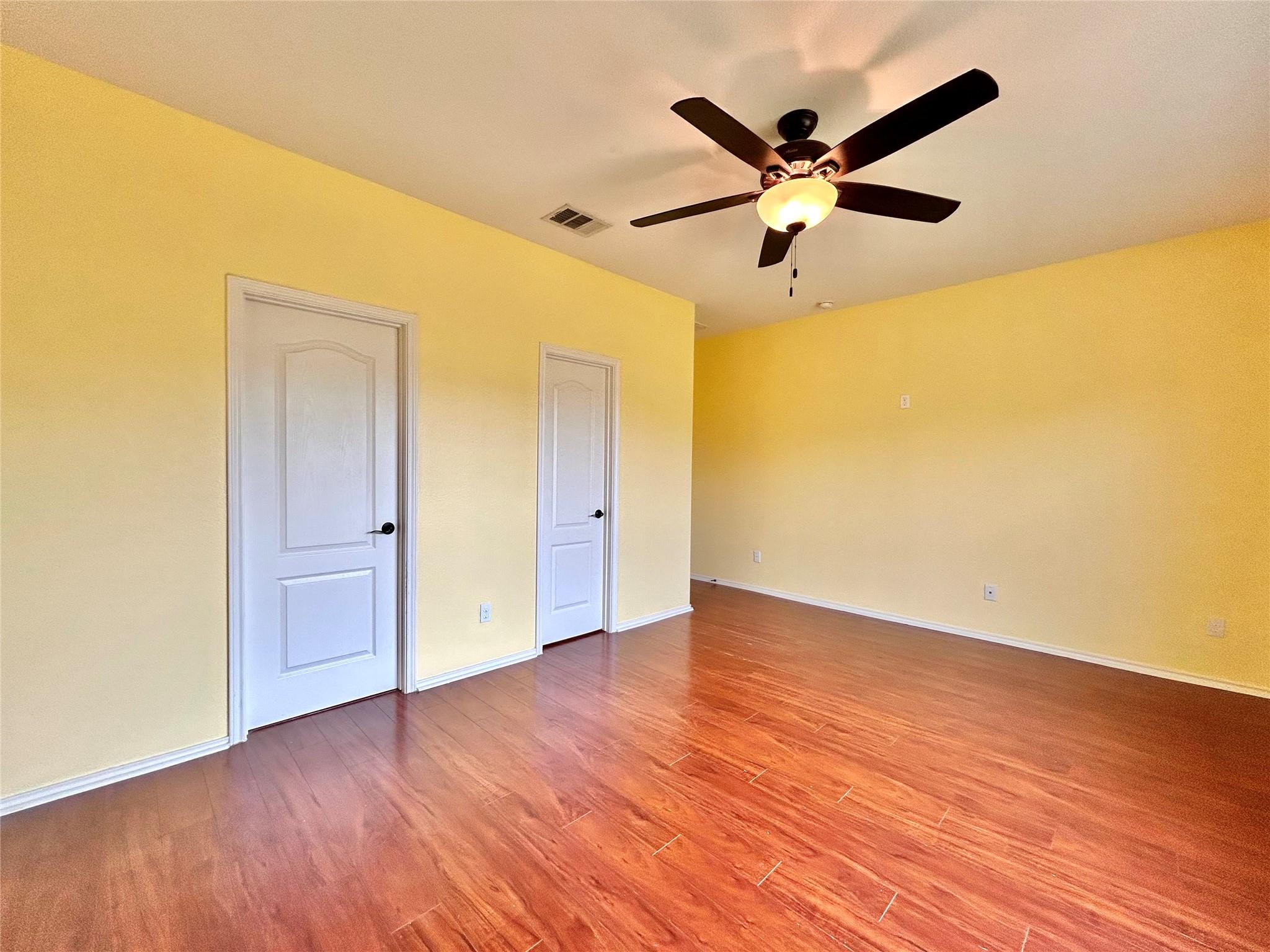 505 Willow Walk Dr, Pflugerville, TX 78660