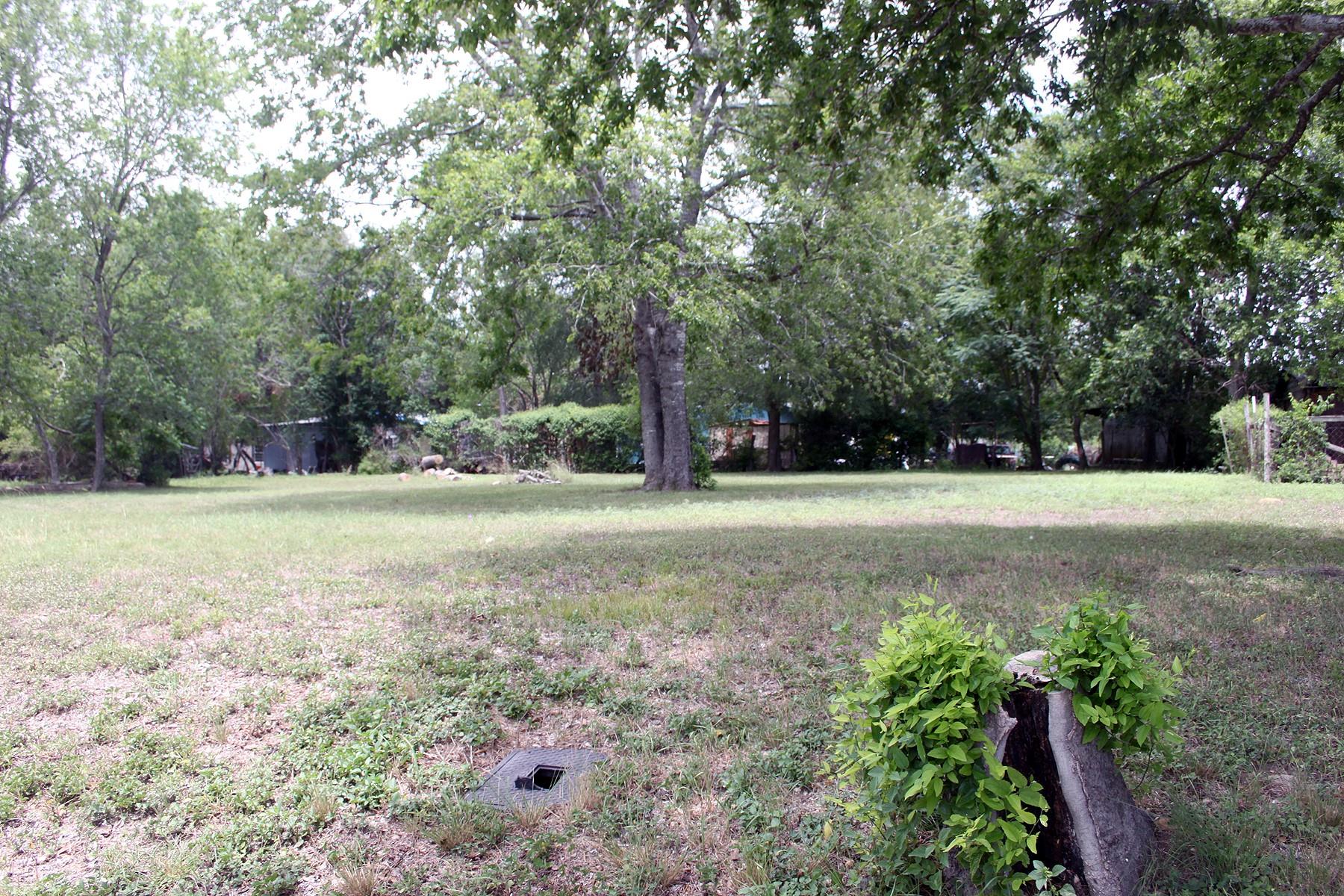 0 N Pecos St, Lockhart, TX 78644