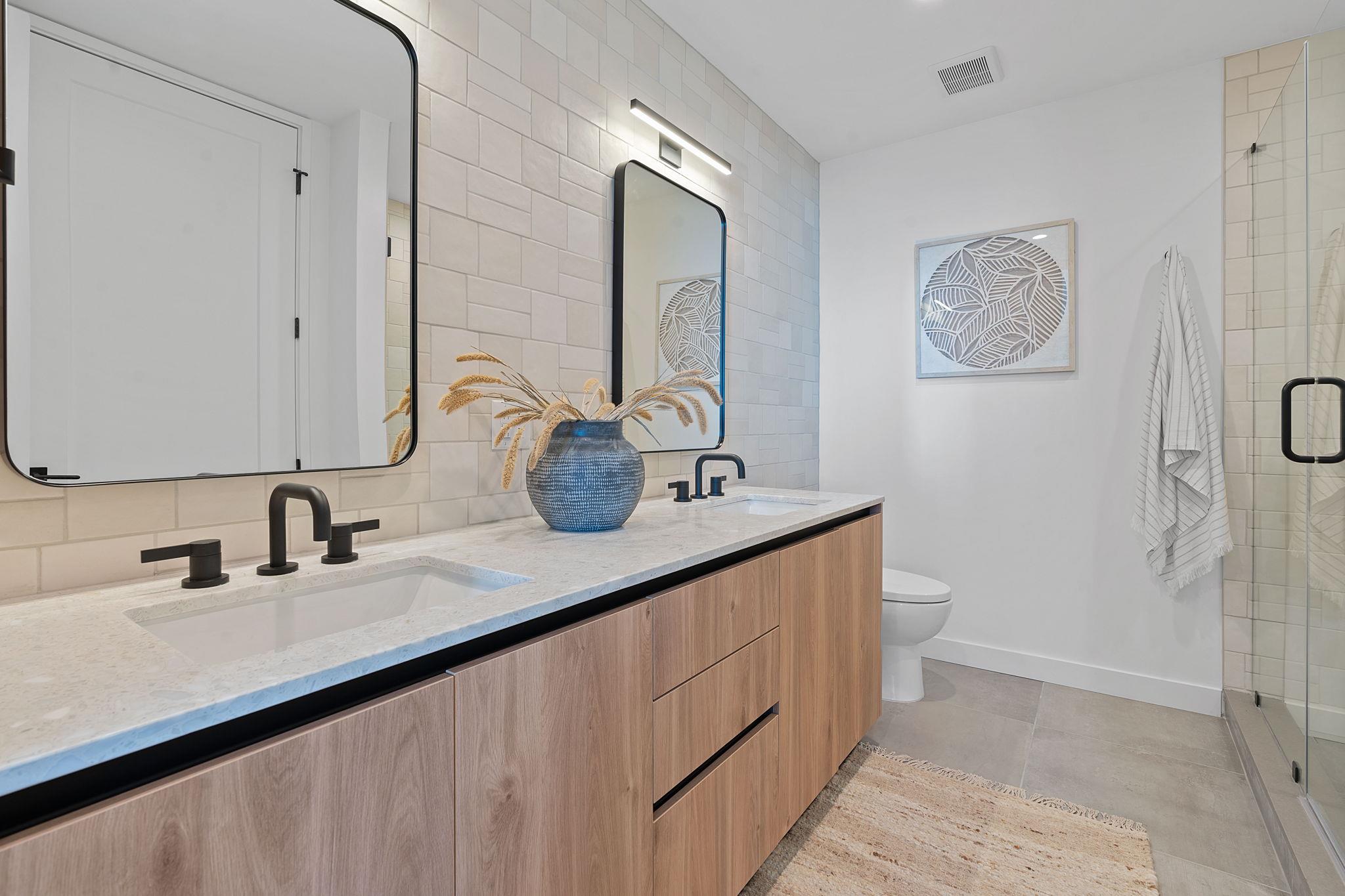 84 E East Ave # 2010, Austin, TX 78701