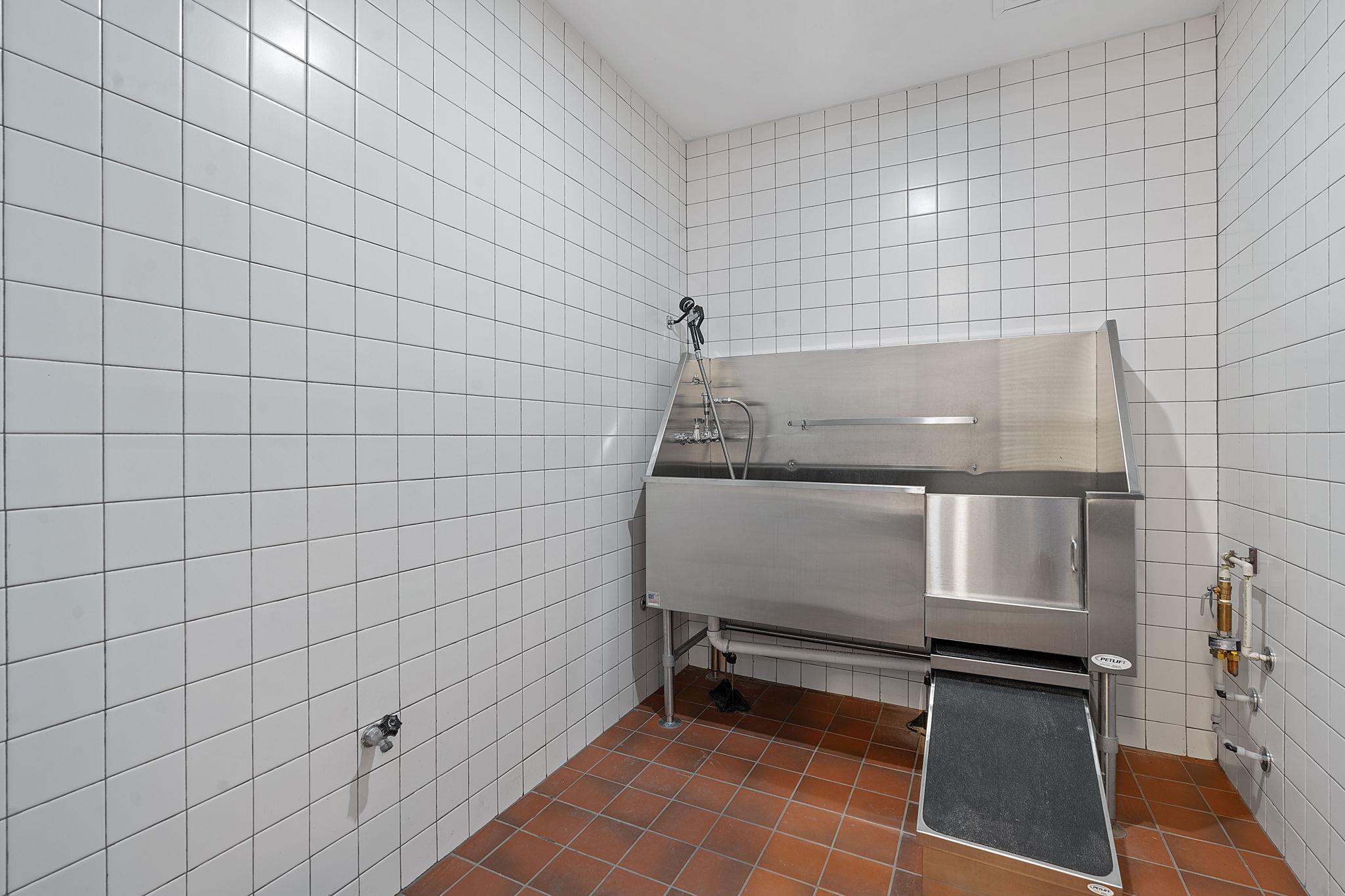 84 E East Ave # 2010, Austin, TX 78701