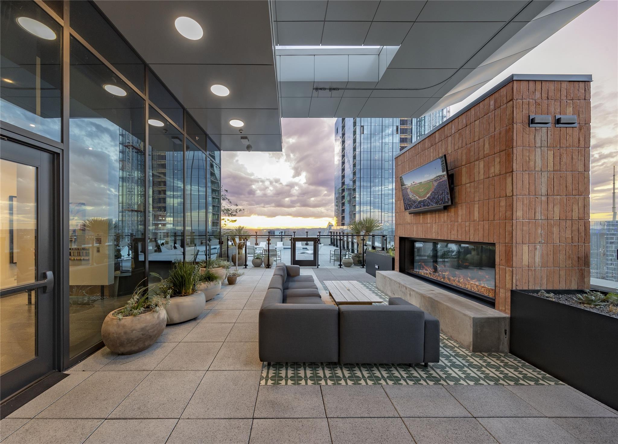 84 E East Ave # 2010, Austin, TX 78701